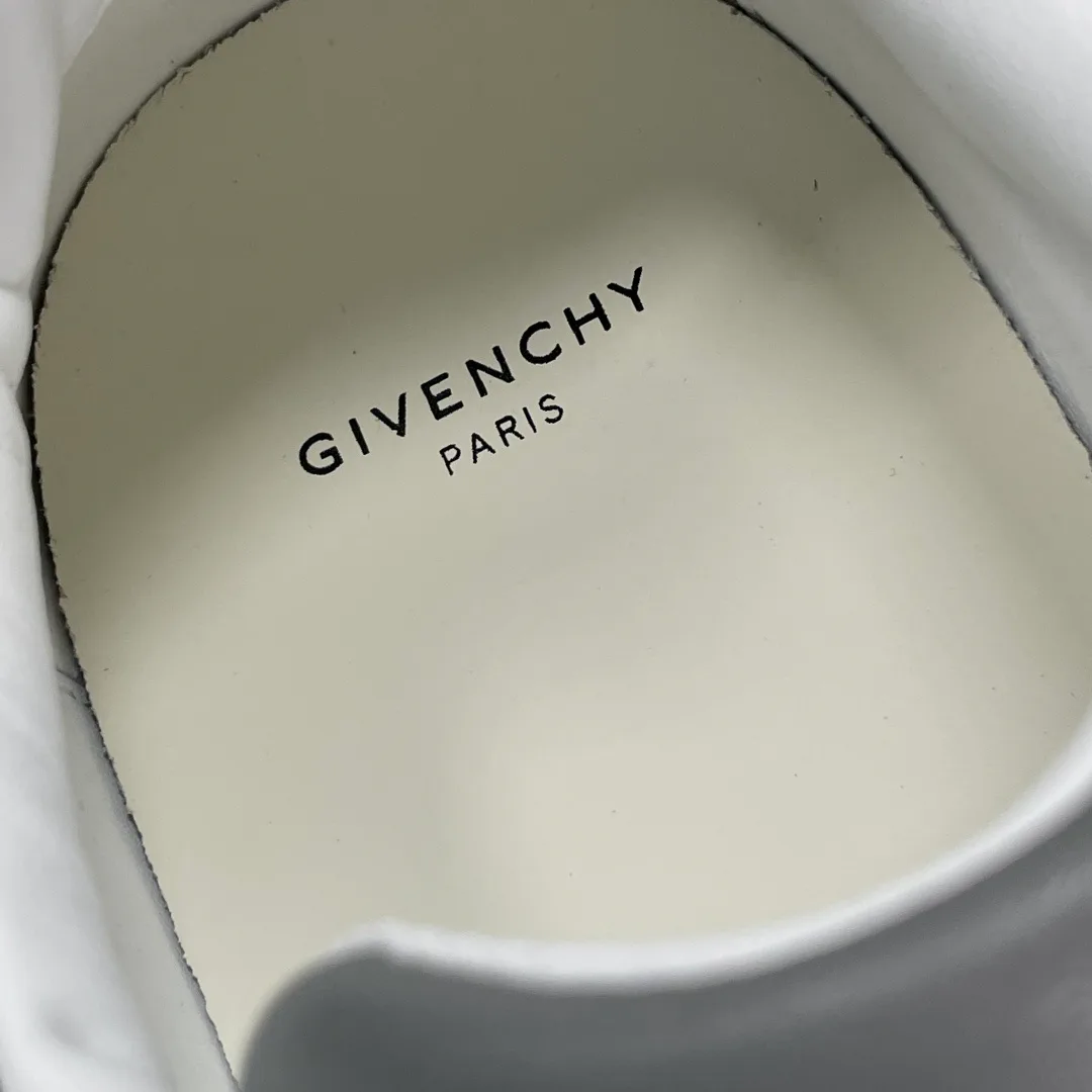 Men's Sneakers GIVENCHY 17307227
