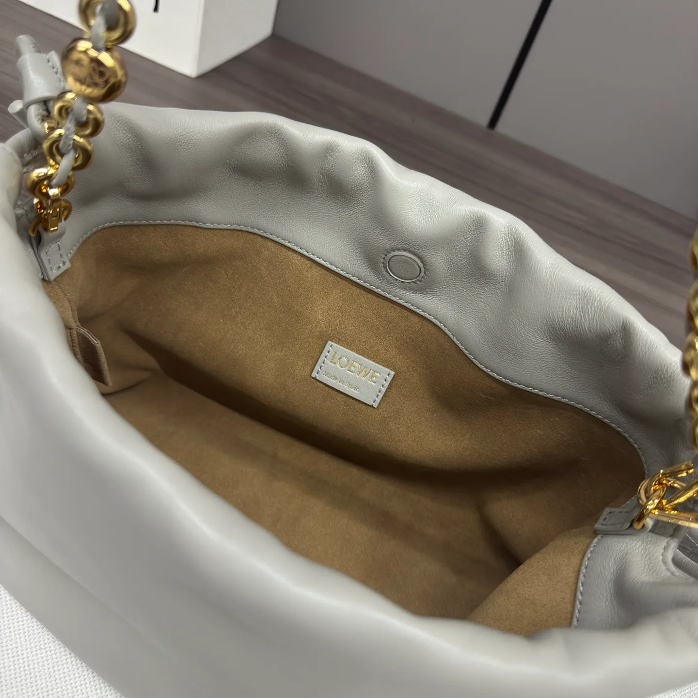 Women's Classic Handbags LOEWE 17829090