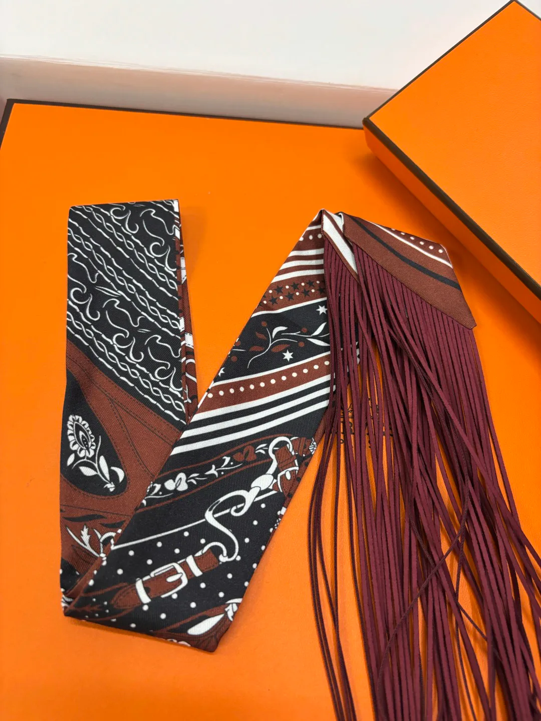 Silk Scarves HERMES 18302281