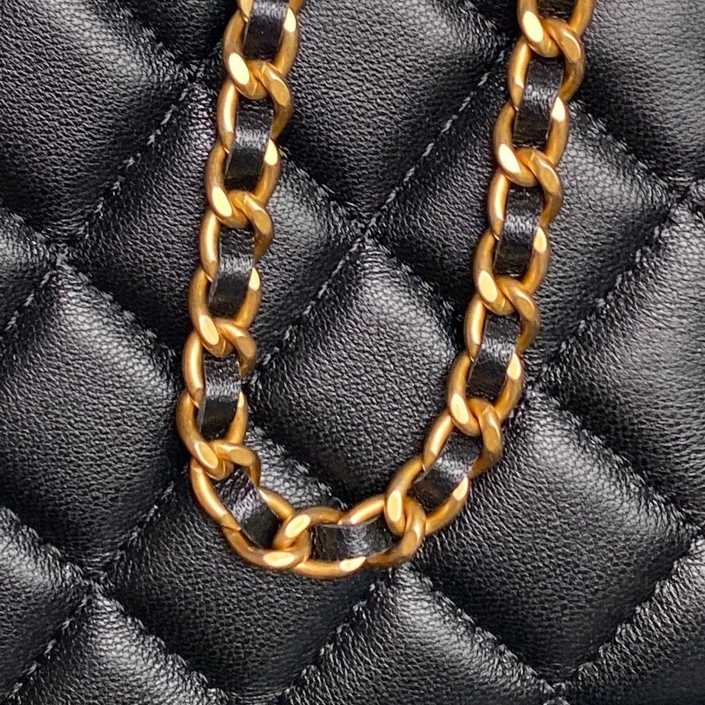 Women's Classic Handbags CHANEL 17364585