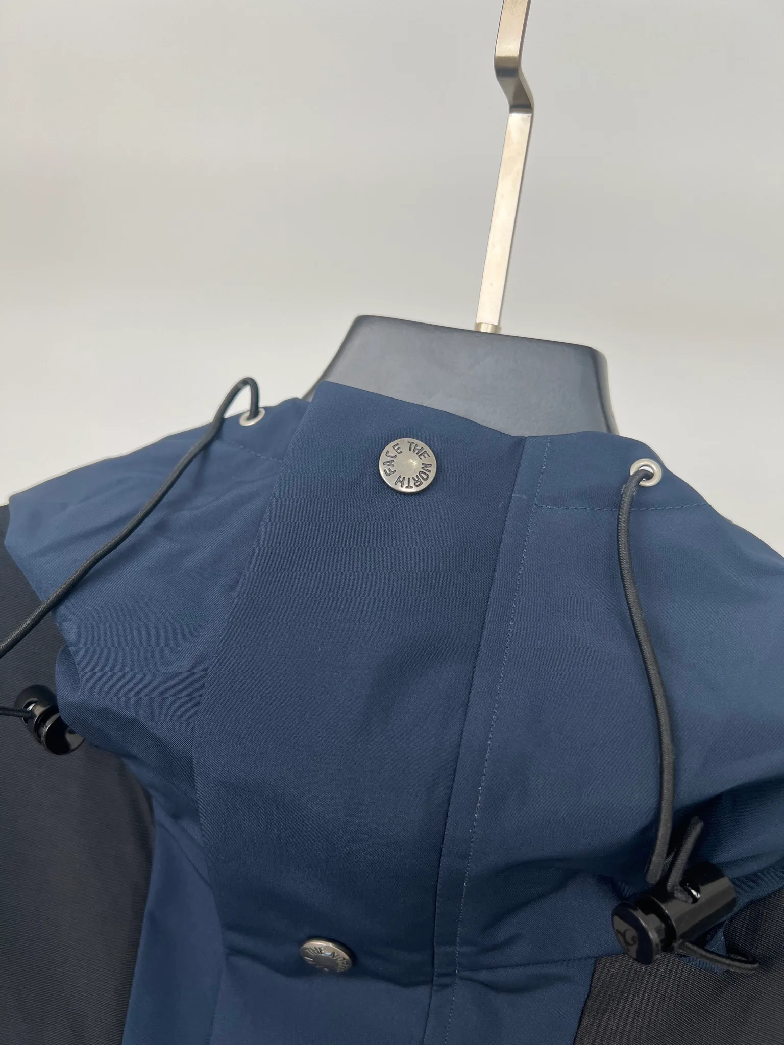Women's Jackets And Down Jackets THE NORTH FACE 18416100