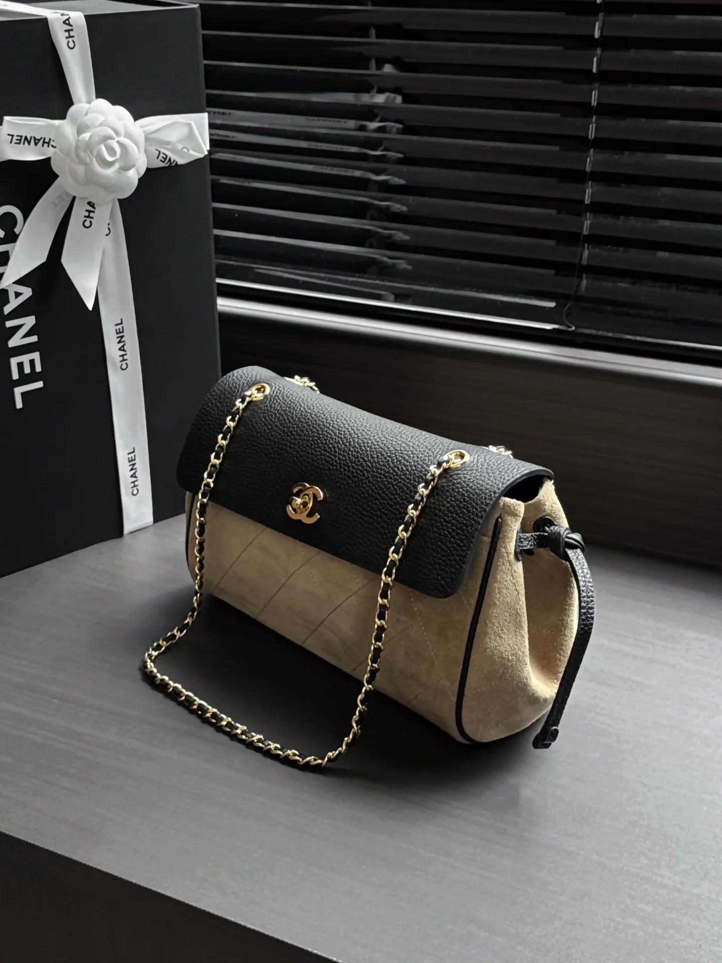 Women's Classic Handbags CHANEL 17861287