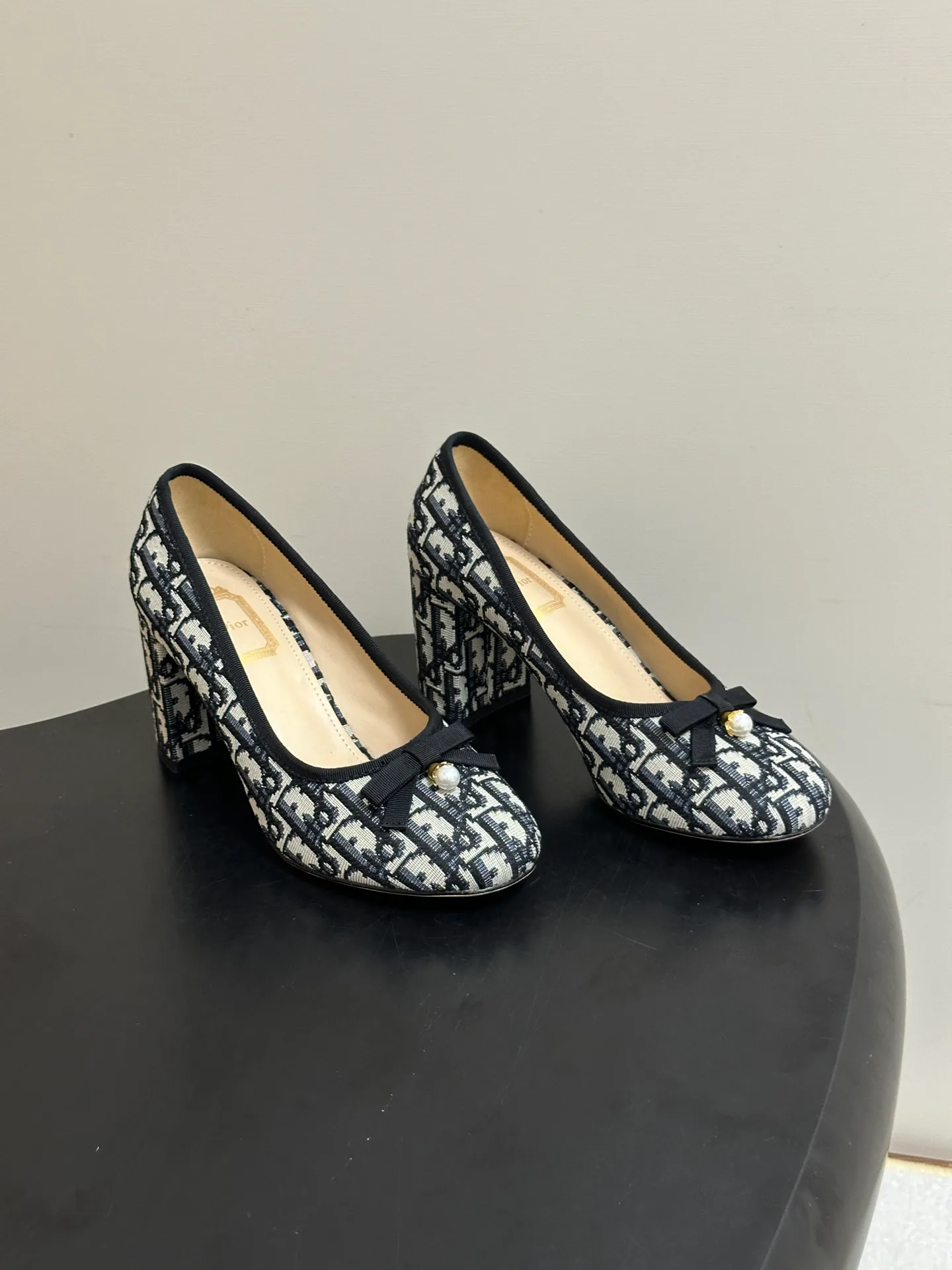 Women's Ballet Flats CHRISTIAN DIOR 18049193