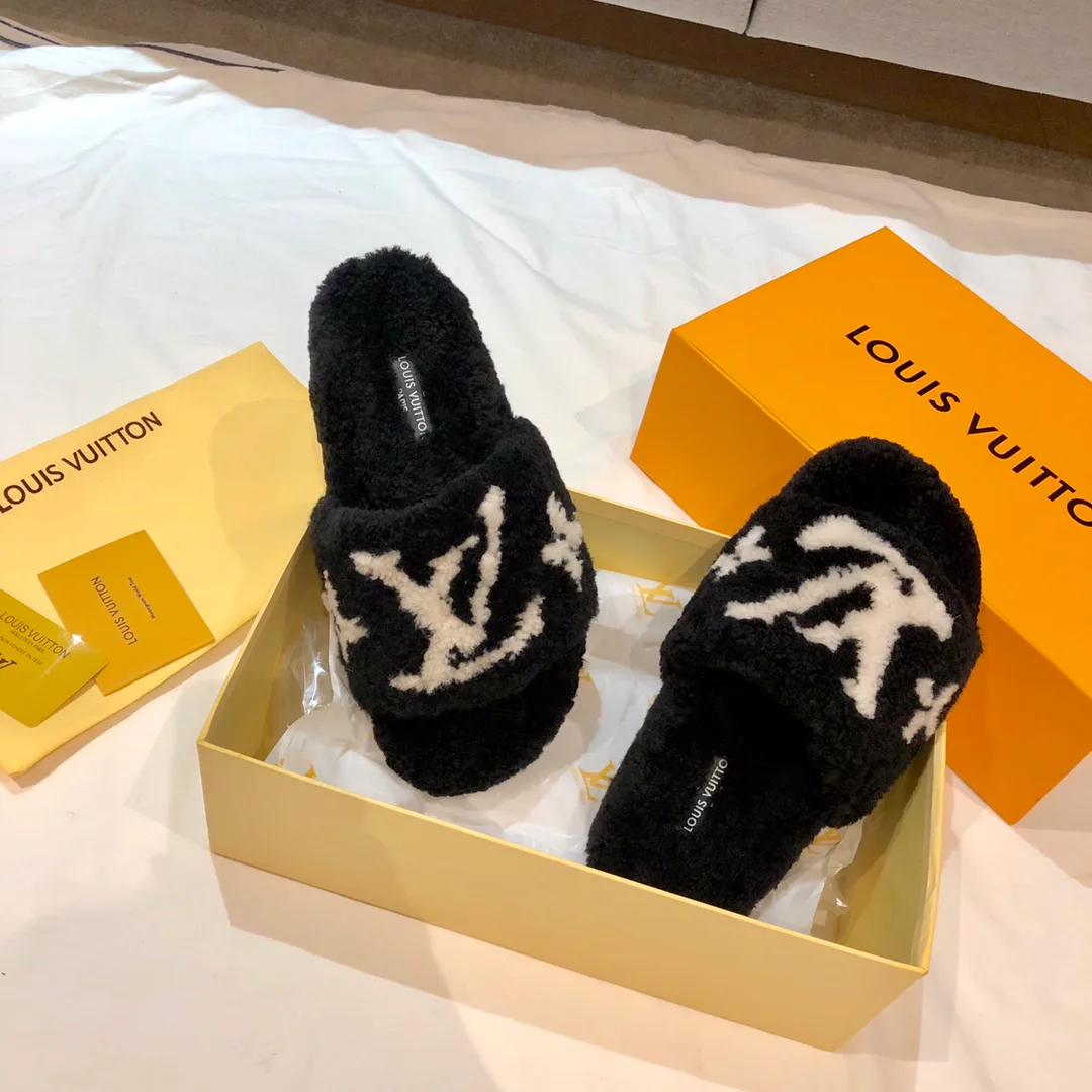 Women's Slippers LOUIS VUITTON 18034624