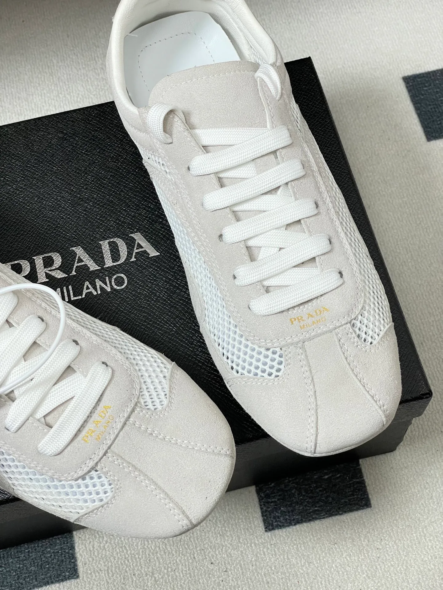Women's Sneakers PRADA 18492562