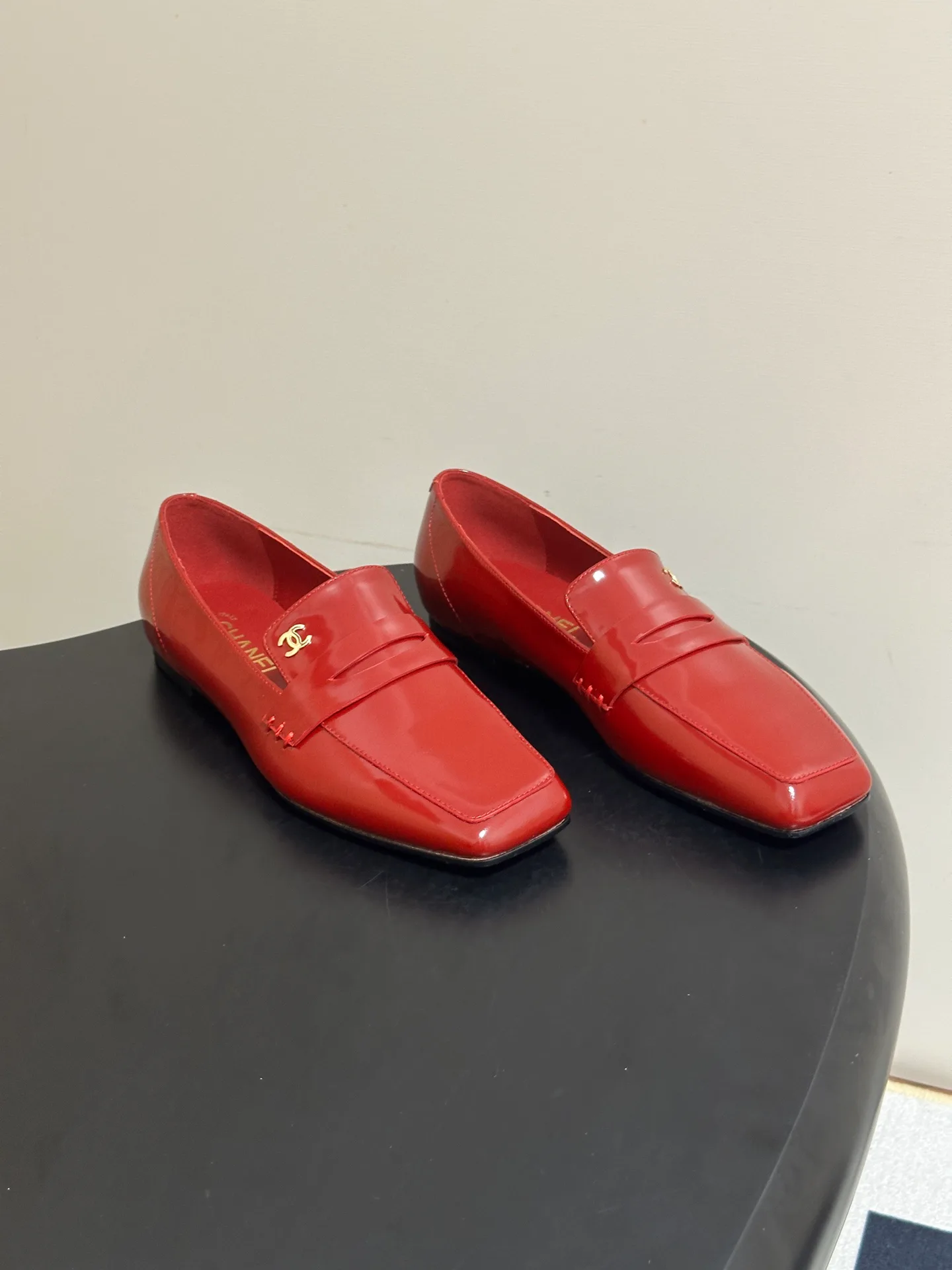 Women's Loafers And Moccasins CHANEL 18049695