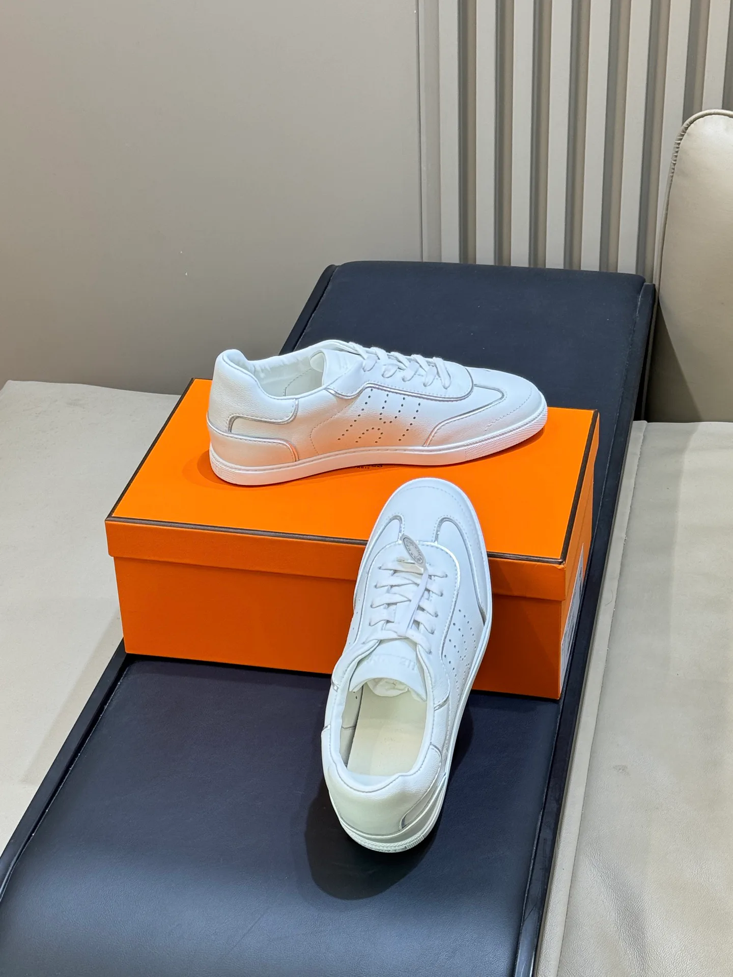 Women's Sneakers HERMES 18072922