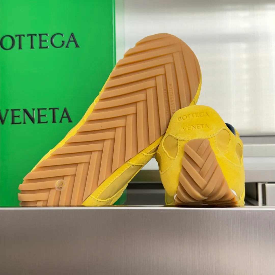 Women's Sneakers BOTTEGA VENETA 17771977