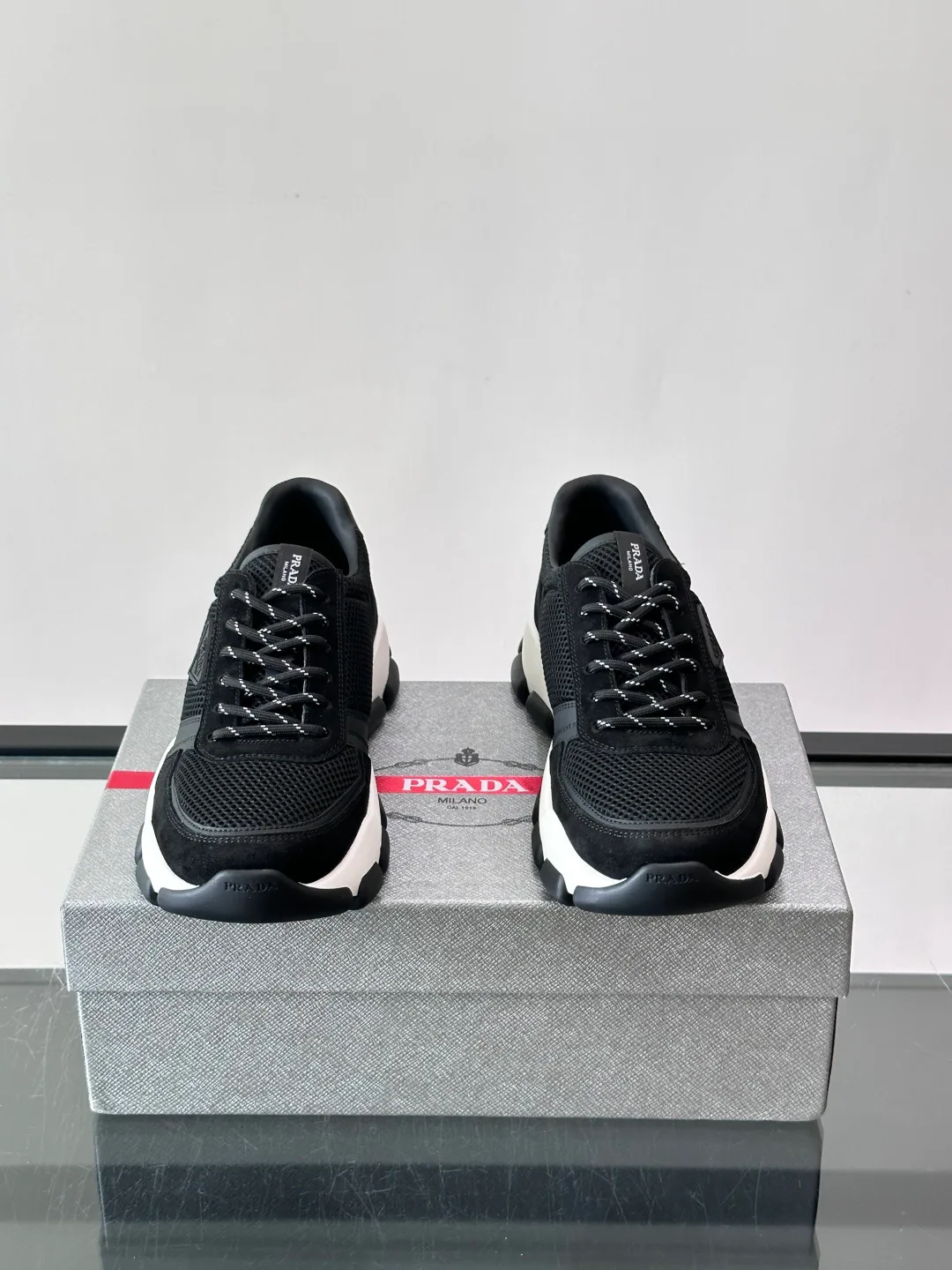 Men's Sneakers PRADA 18102779