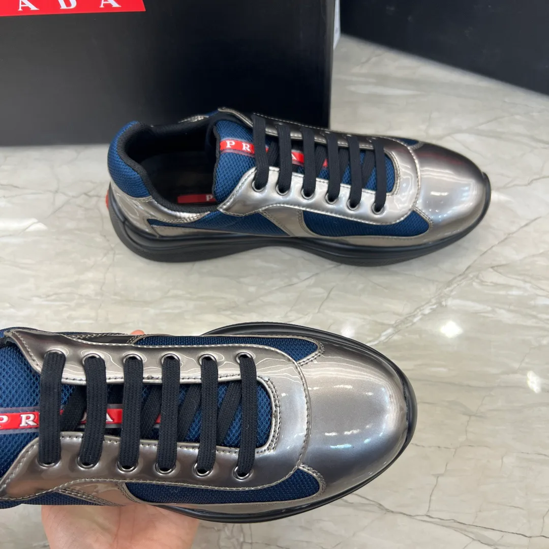 Men's Sneakers PRADA 18430435