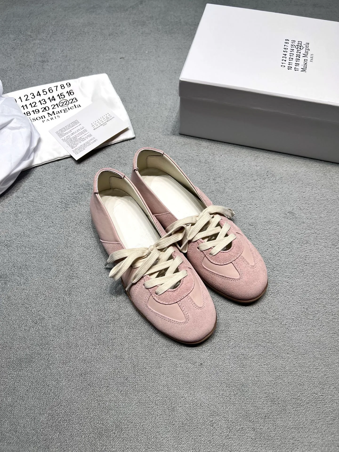 Women's Sneakers MAISON MARGIELA 18366868