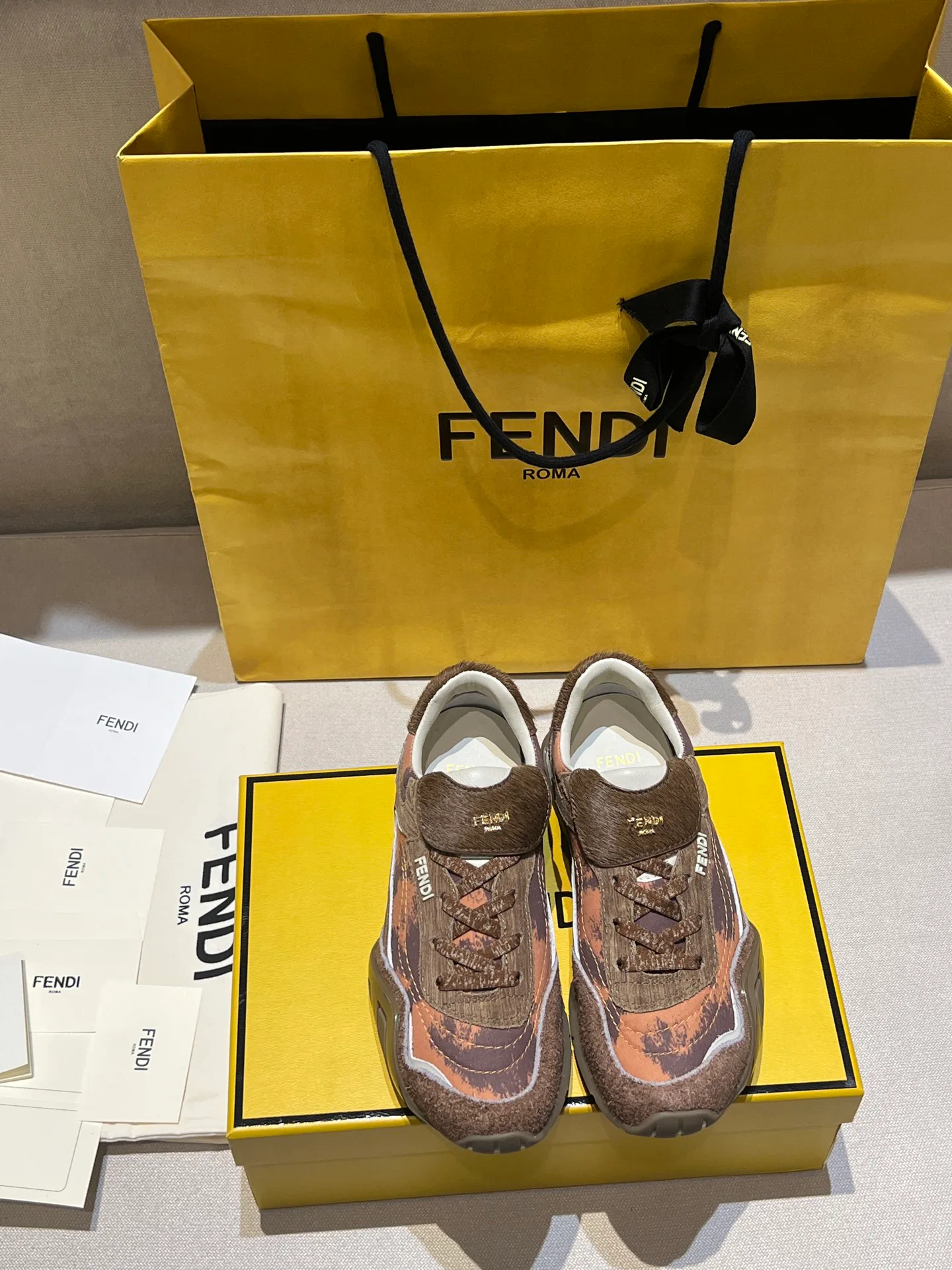 Women's Sneakers FENDI 18020742