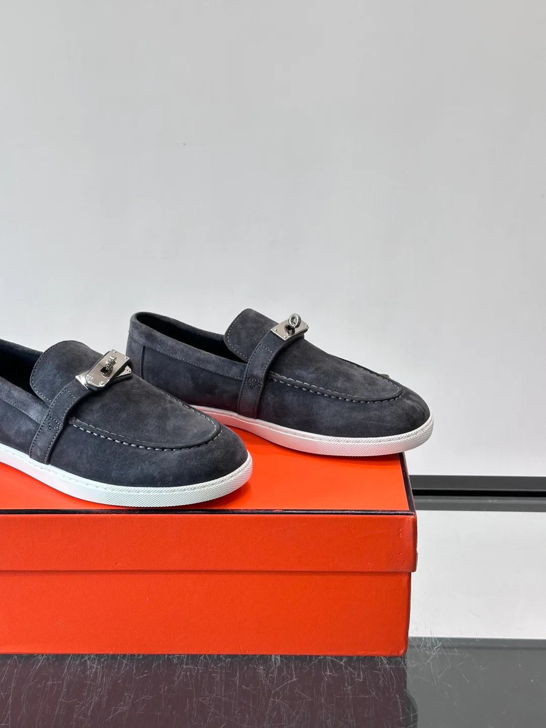 Men's Loafers And Dress Shoes HERMES 17904315