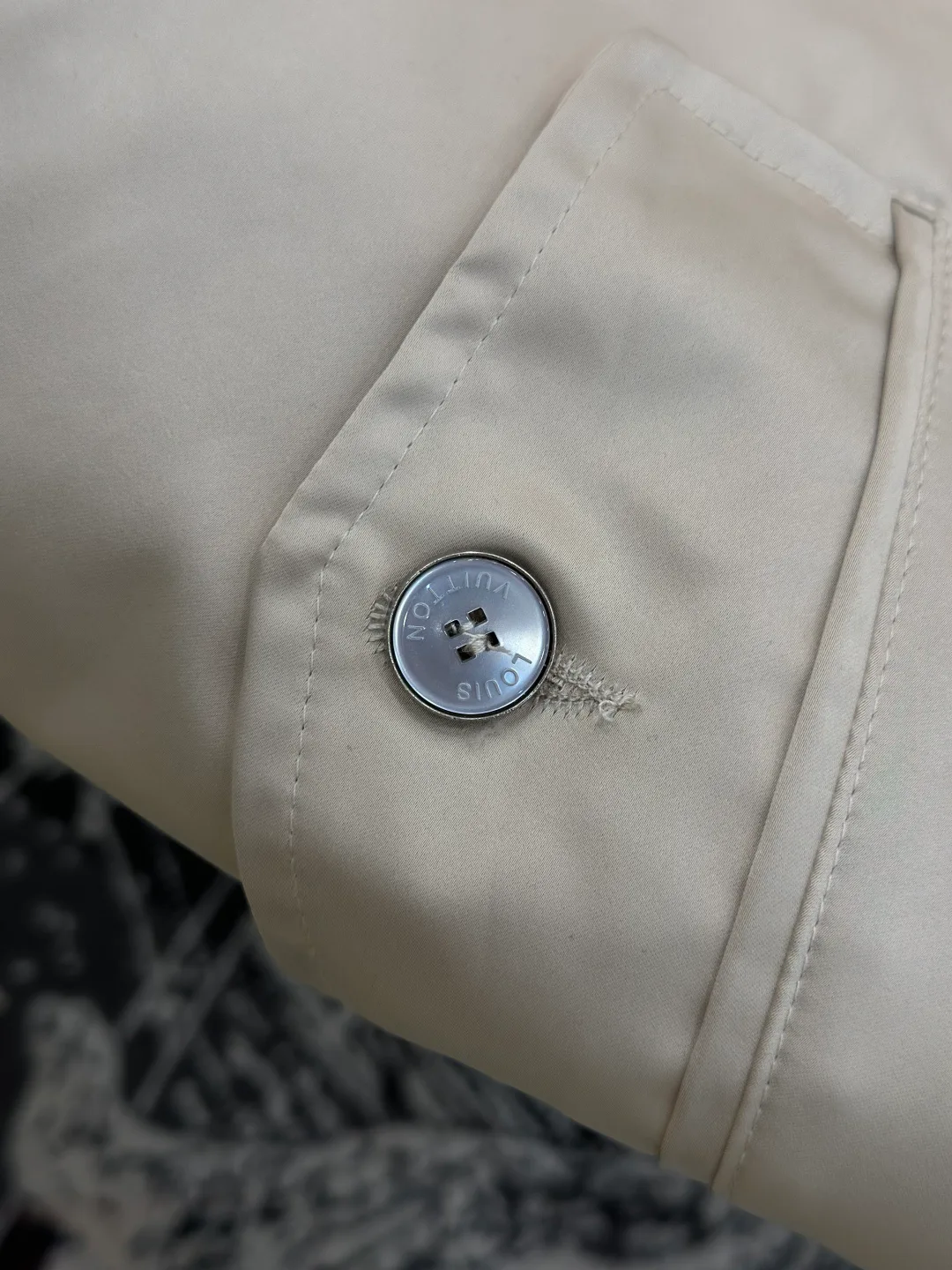 Men's Jackets And Down Jackets LOUIS VUITTON 17802540
