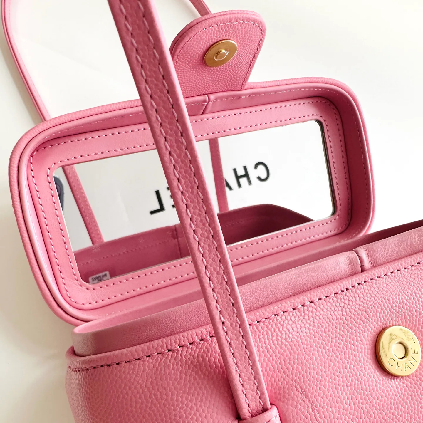 Women's Classic Handbags CHANEL 18058498