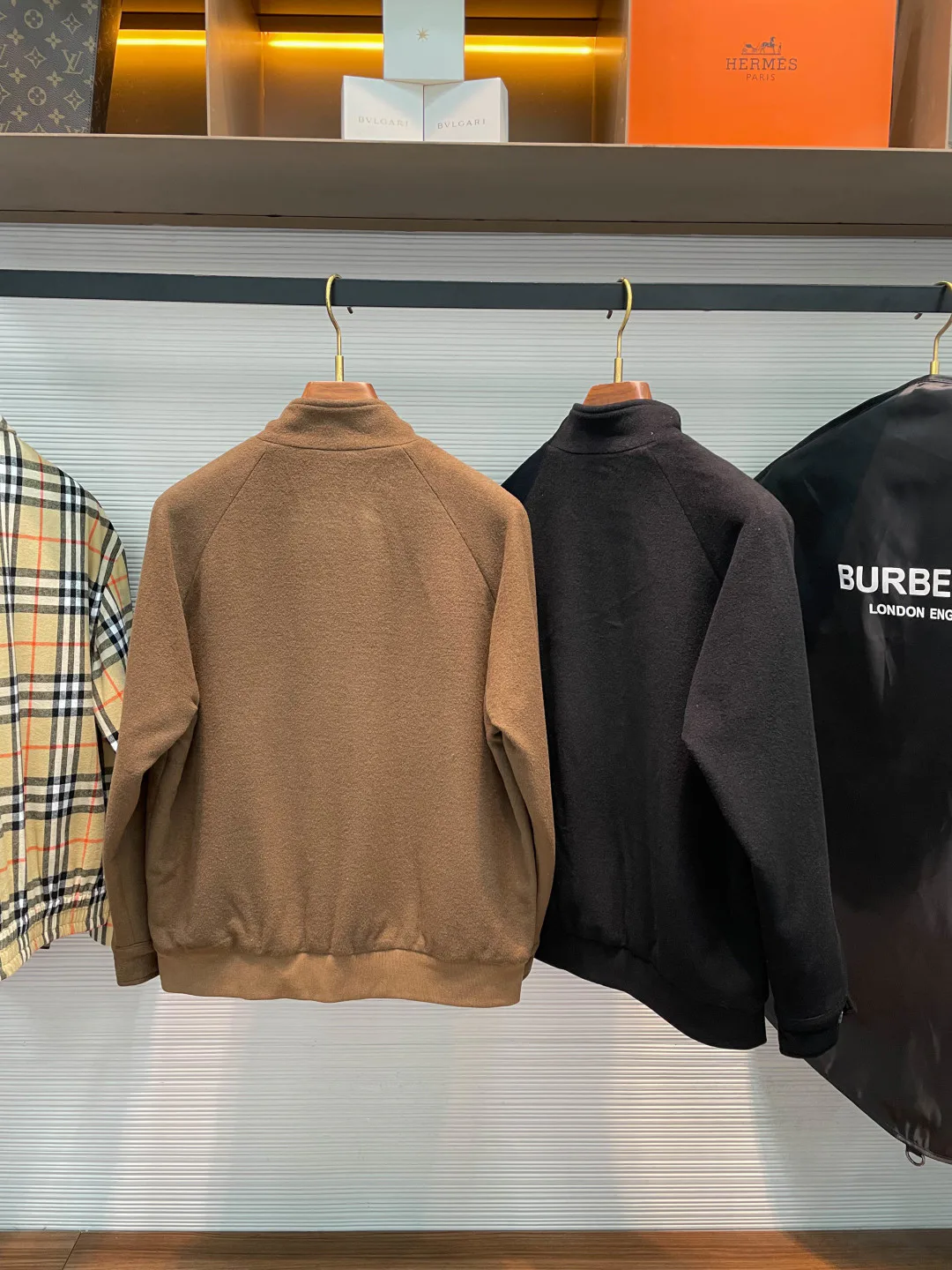 Men's Jackets And Down Jackets BURBERRY 18499558