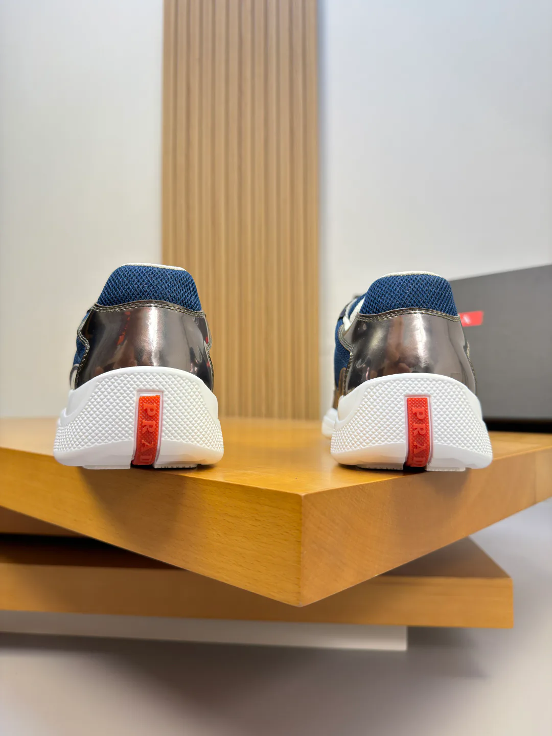 Men's Sneakers PRADA 17955080