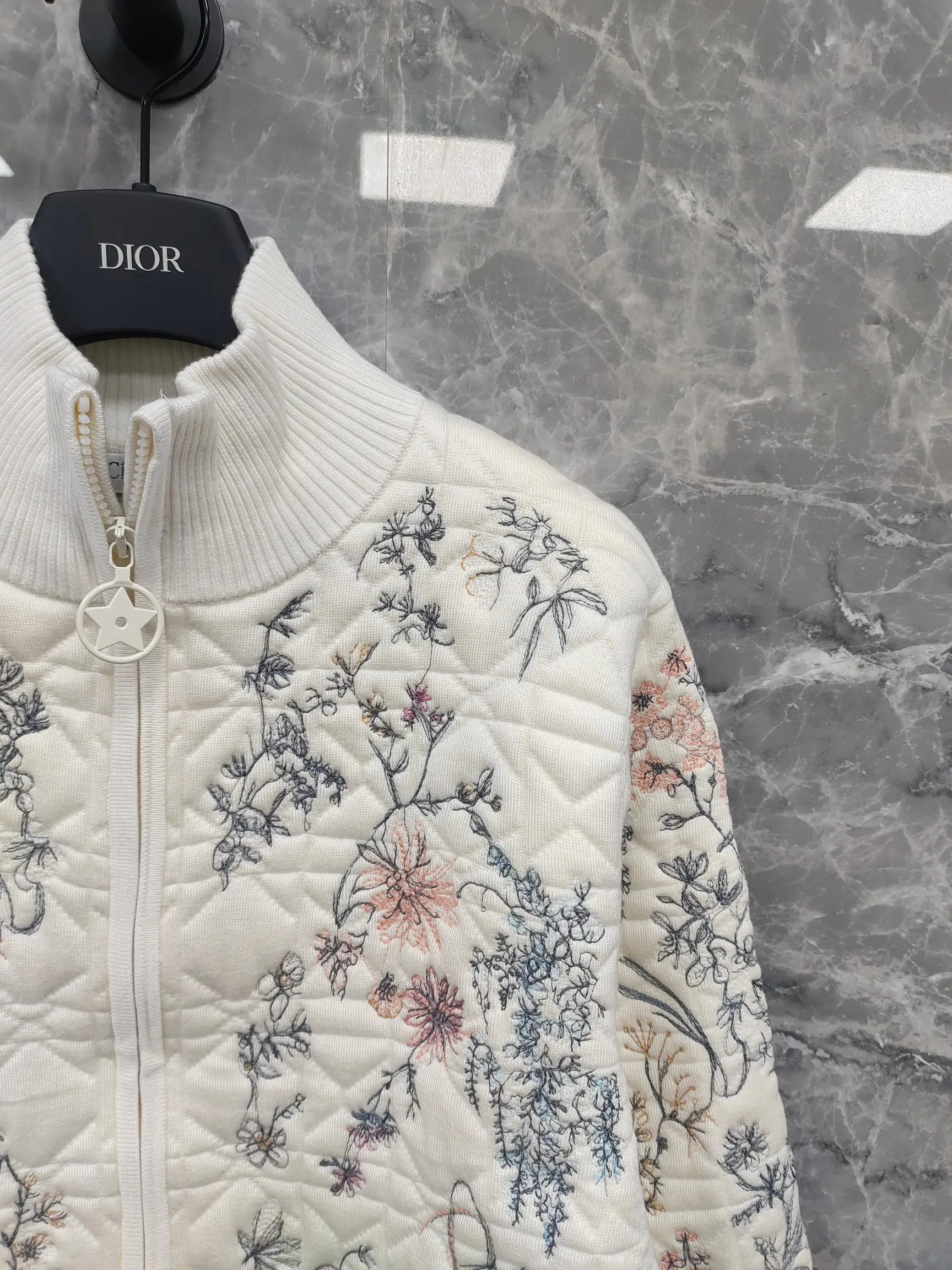 Women's Jackets And Down Jackets CHRISTIAN DIOR 17914042
