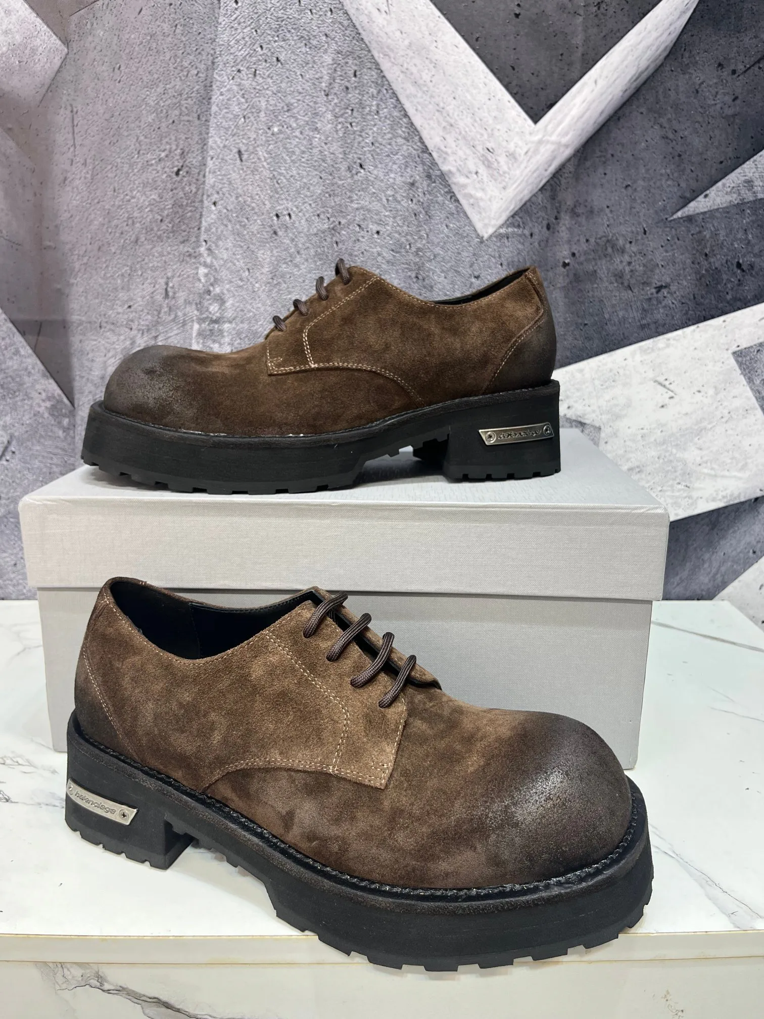Men's Loafers And Dress Shoes BALENCIAGA 17962248