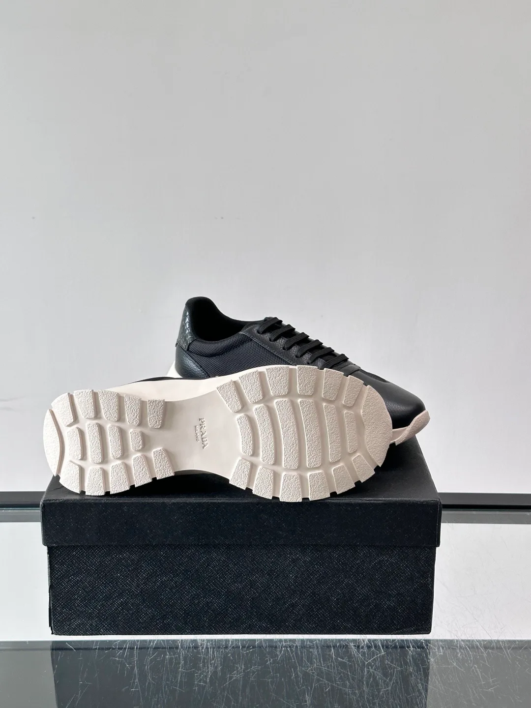 Men's Sneakers PRADA 17982157