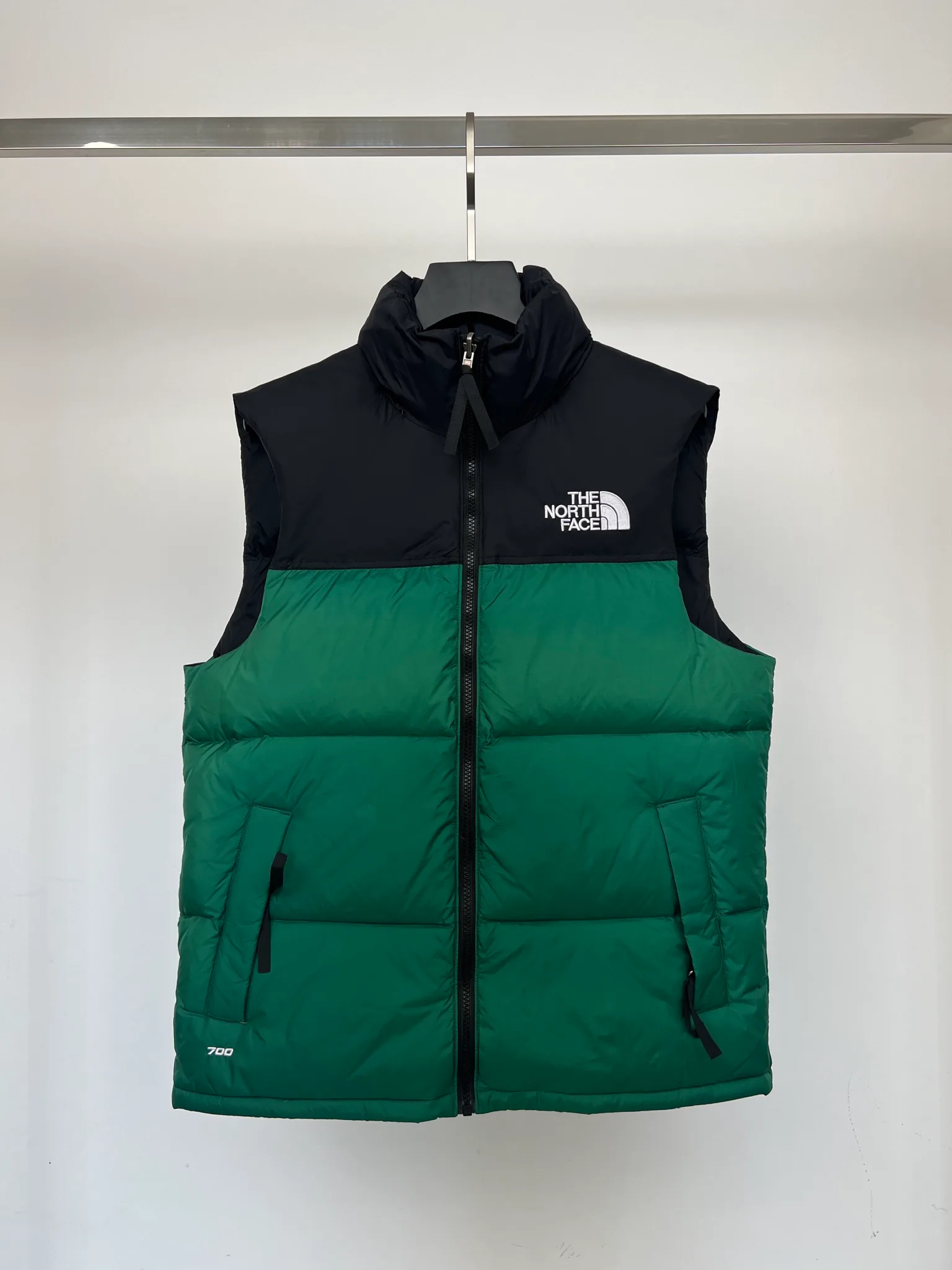 Women's Vests THE NORTH FACE 18416027