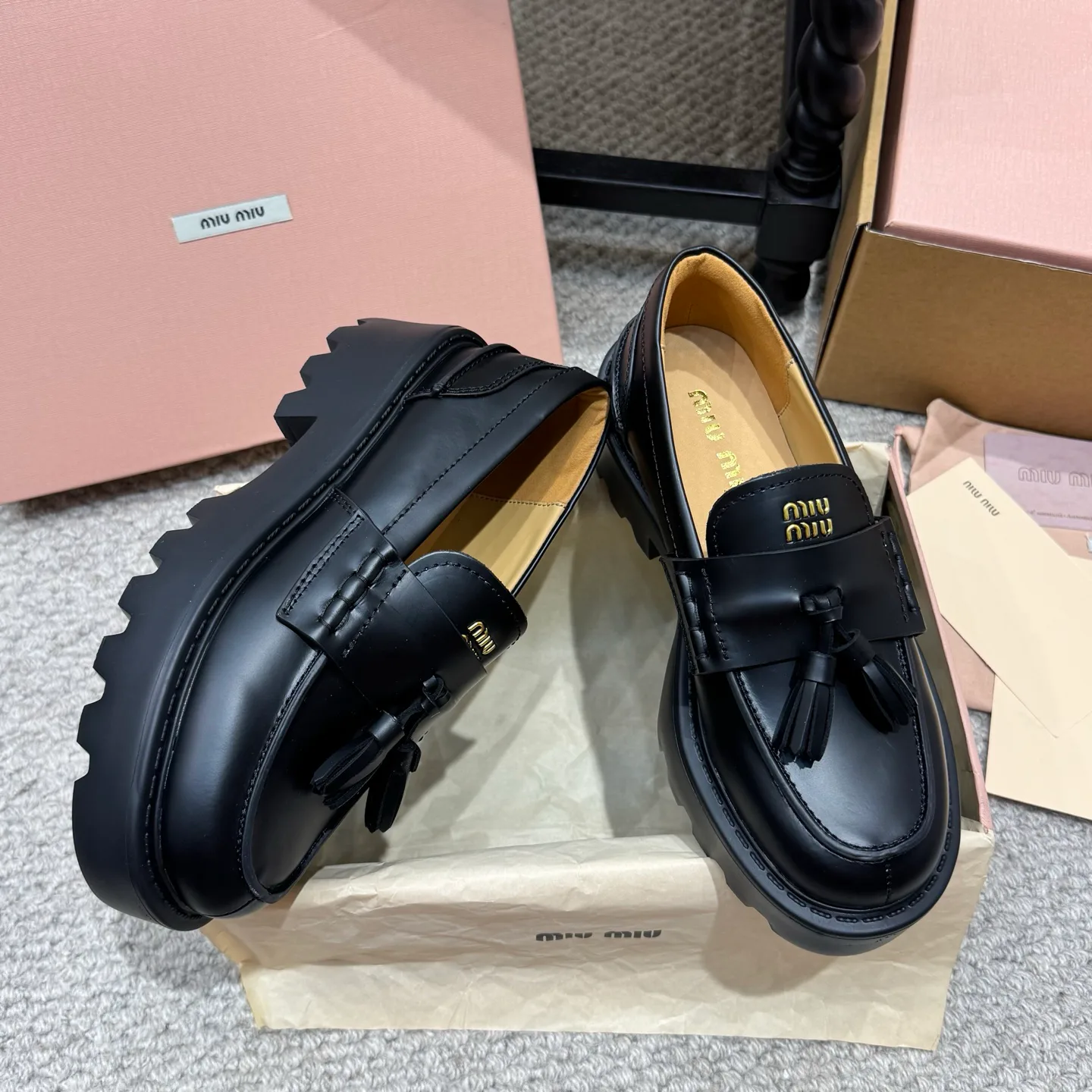 Women's Loafers And Moccasins MIU MIU 18337063