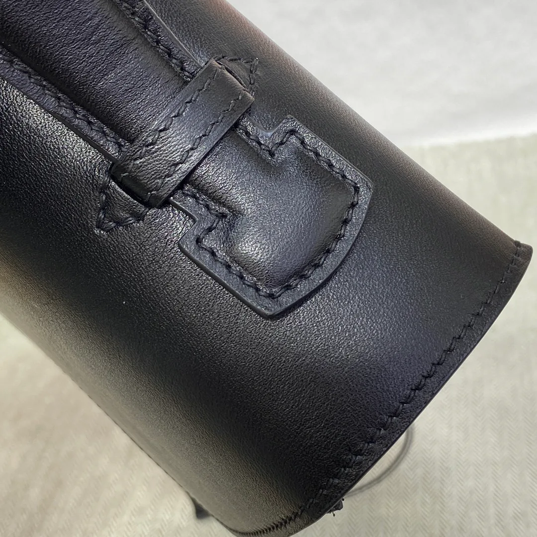 Women's Classic Handbags HERMES 18494613