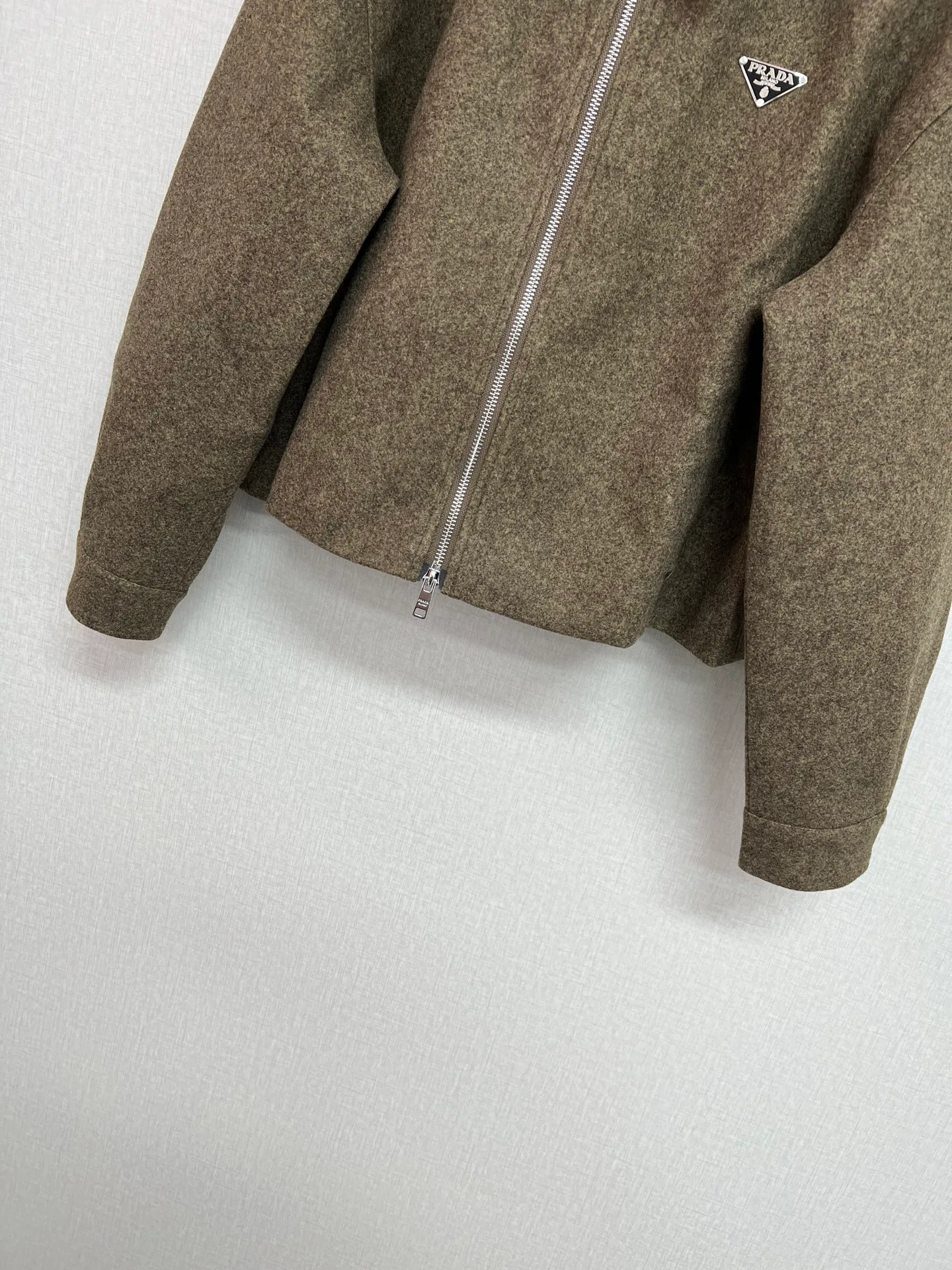 Куртки И Пуховики Женские Prada 18661622