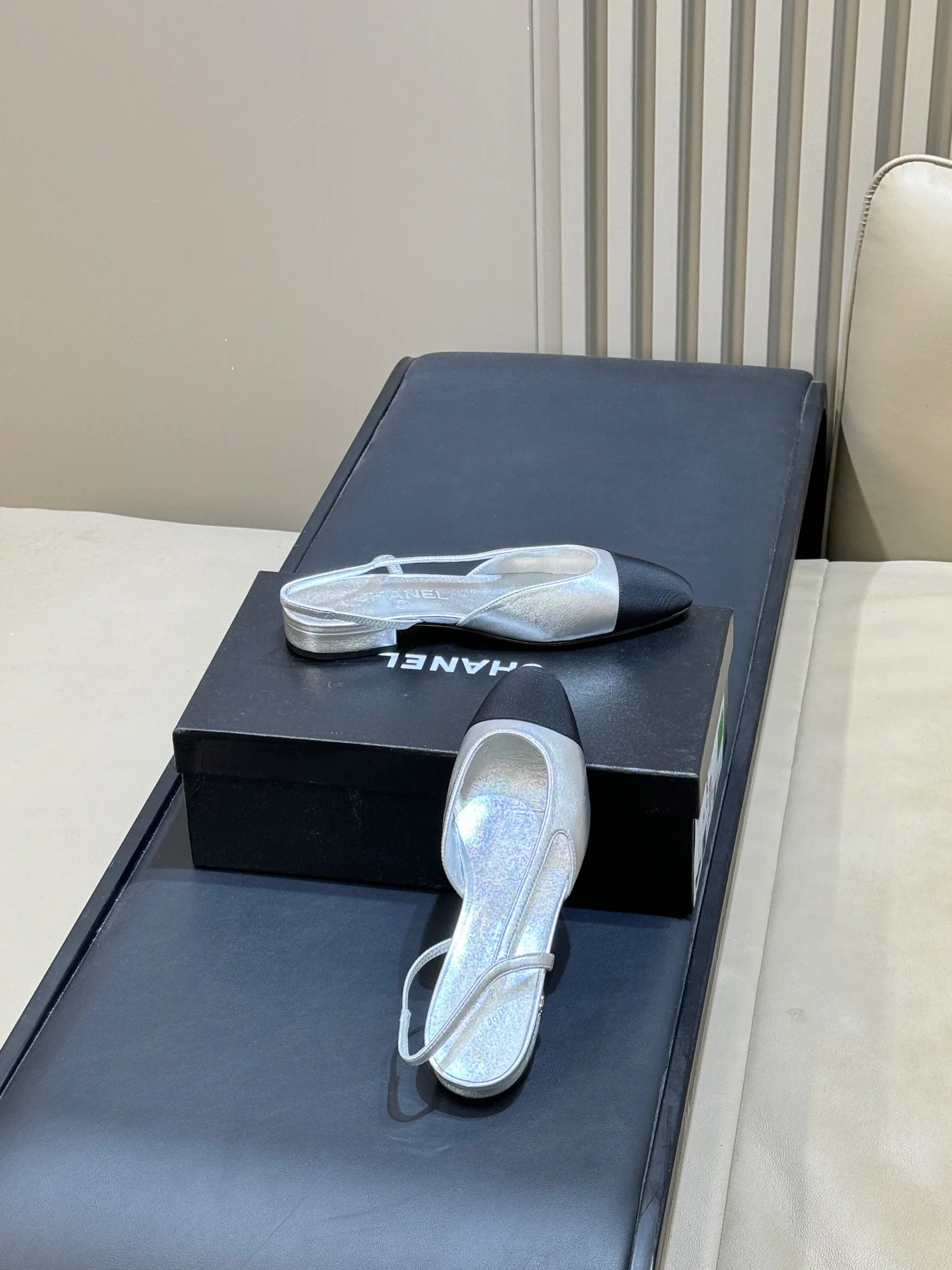 Women's Heels CHANEL 18072796