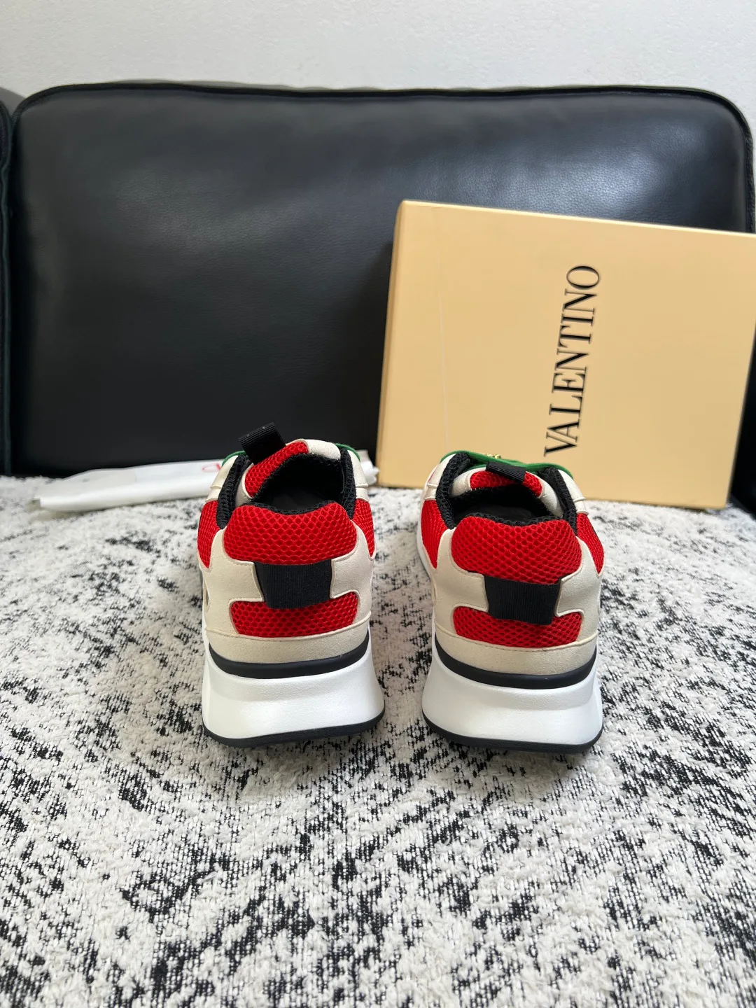 Men's Sneakers VALENTINO 17429901