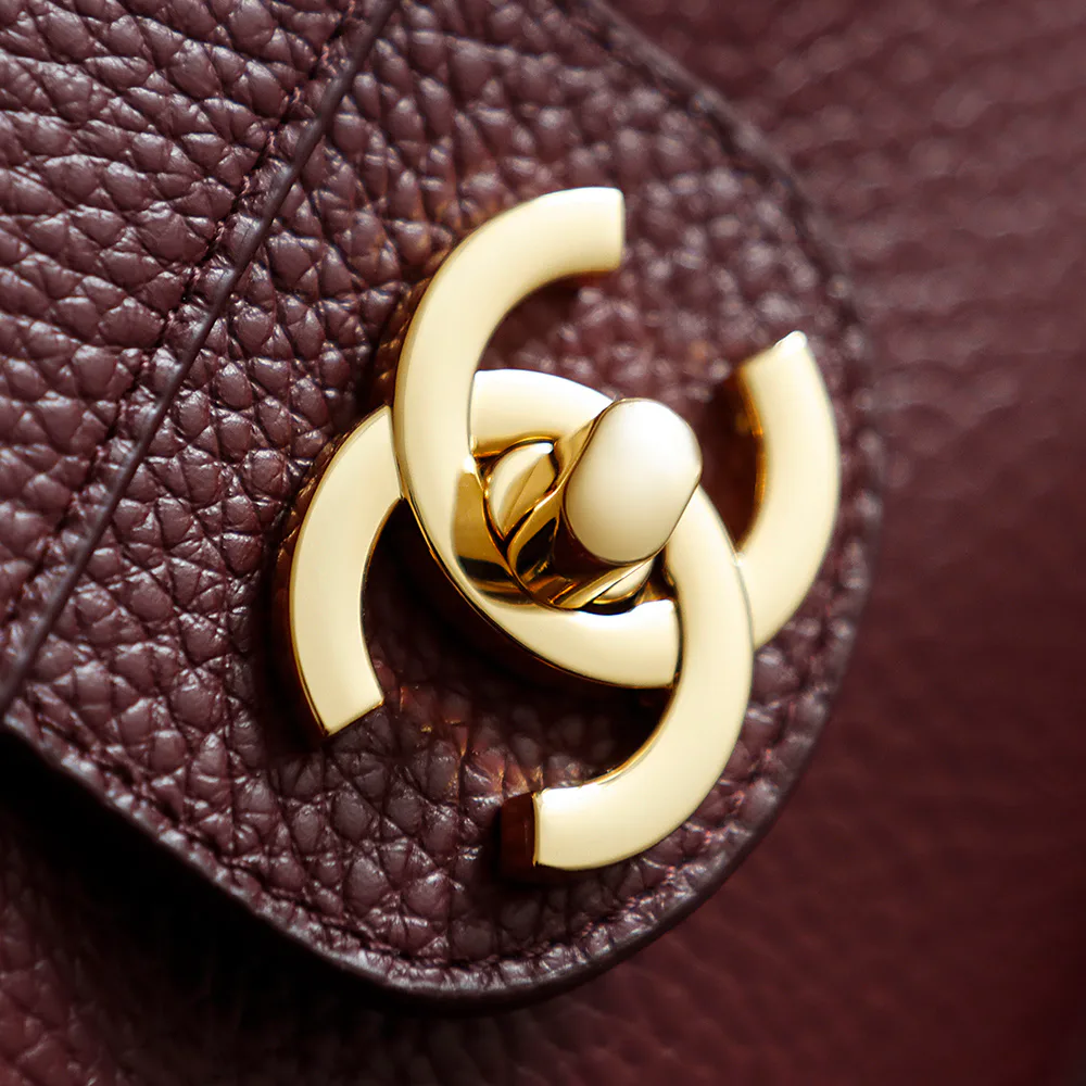 Классические Сумки Женские Chanel 18588720