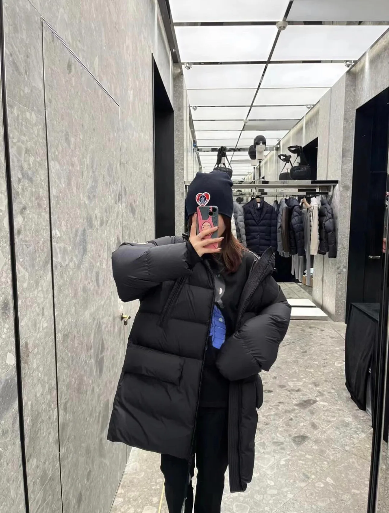 Women's Jackets And Down Jackets MONCLER 18007538