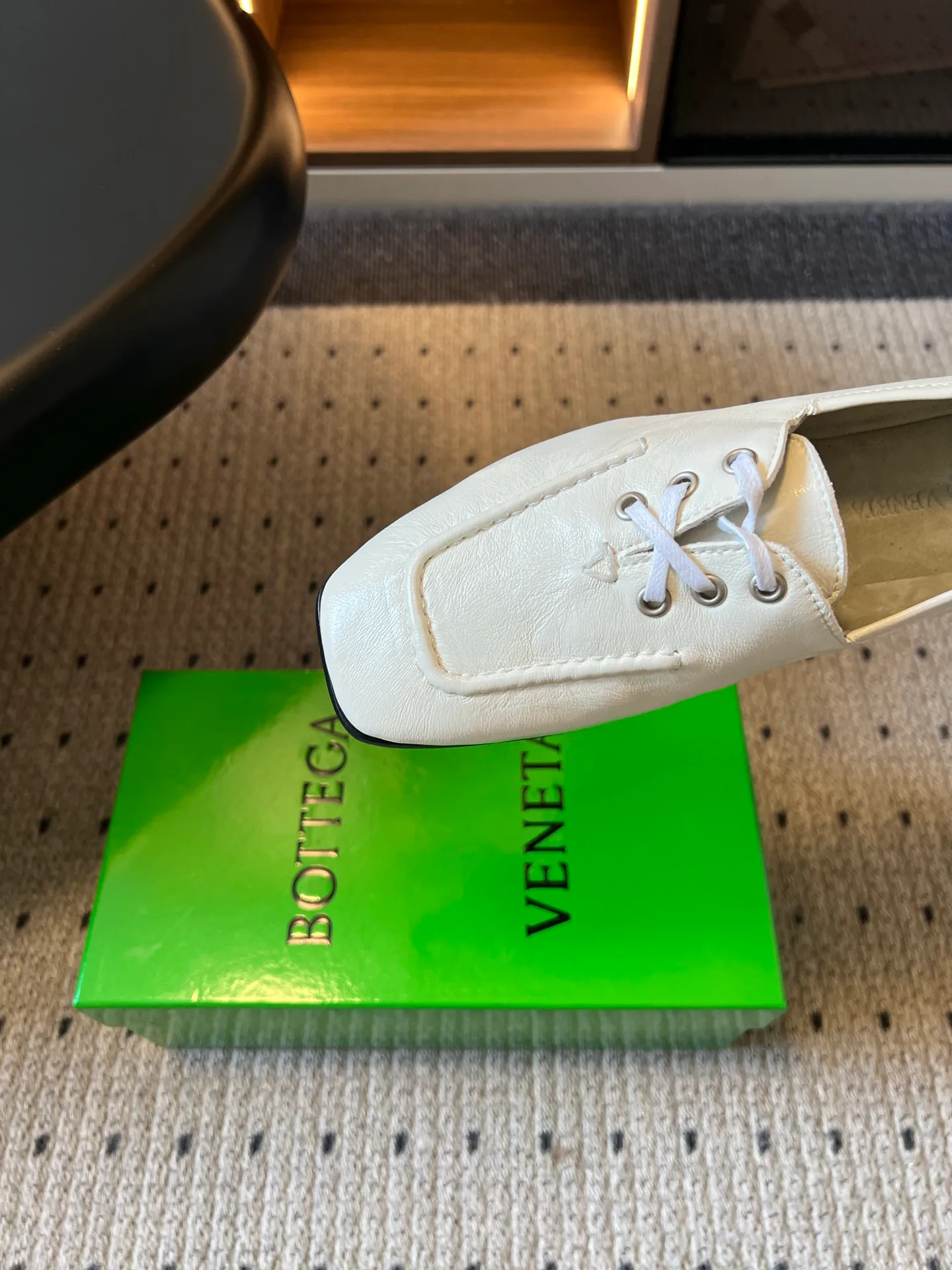 Women's Loafers And Moccasins BOTTEGA VENETA 18412400