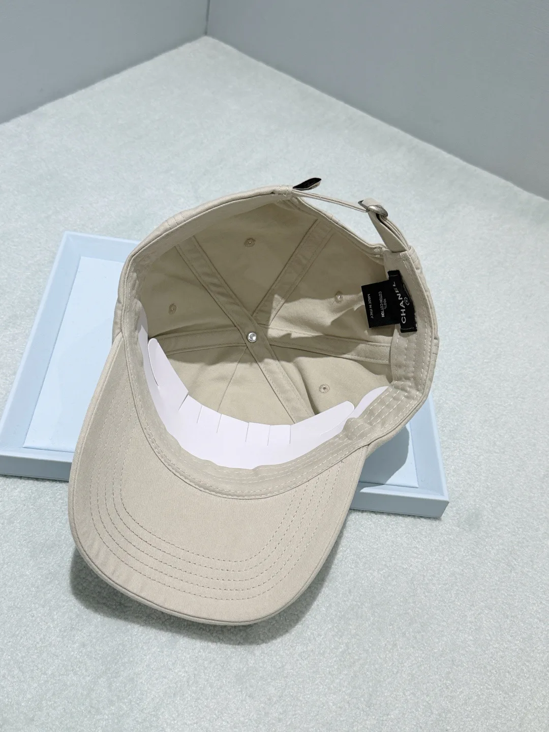 Hats CHANEL 18088246