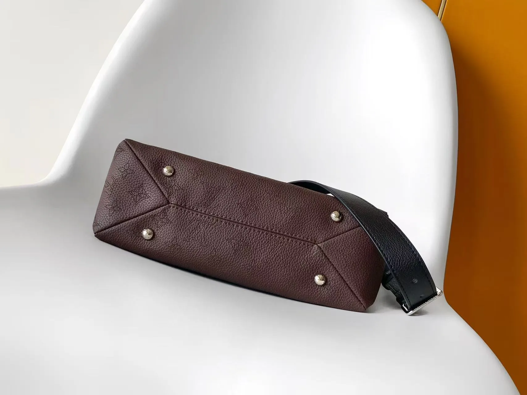 Классические Сумки Женские Louis Vuitton 18560502