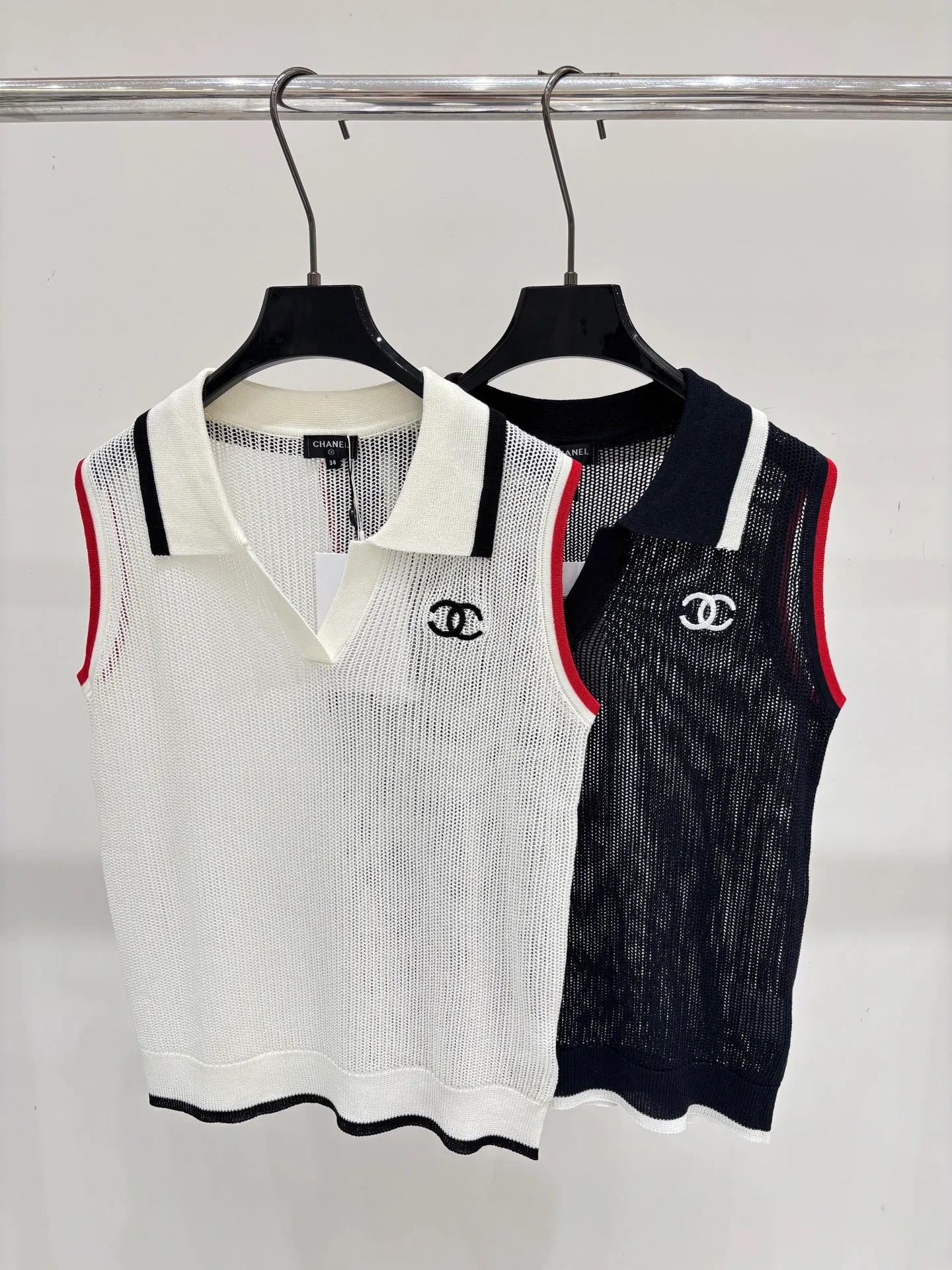 Women's Vests CHANEL 17781318