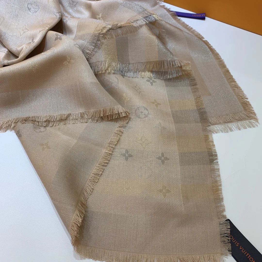 Scarves LOUIS VUITTON 17794622