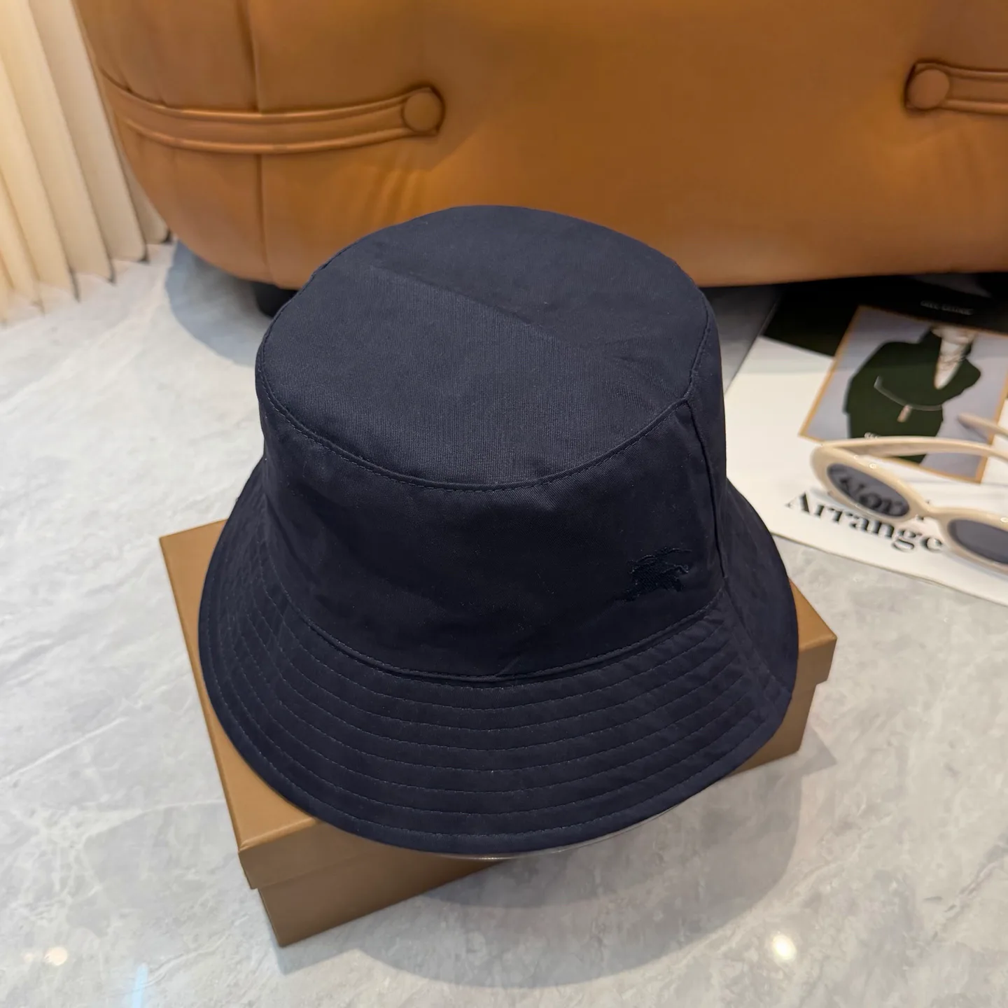 Hats BURBERRY 17604929