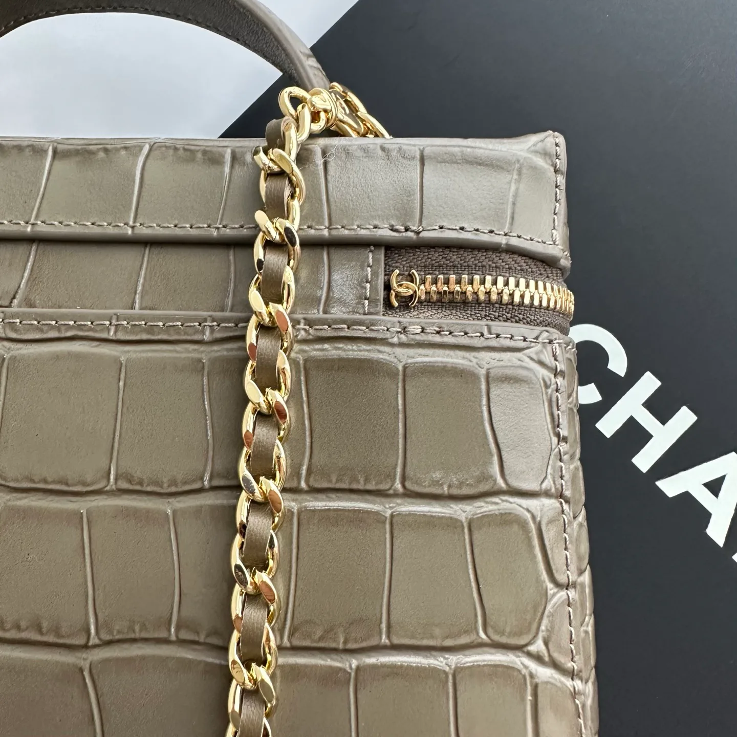 Women's Classic Handbags CHANEL 17827601