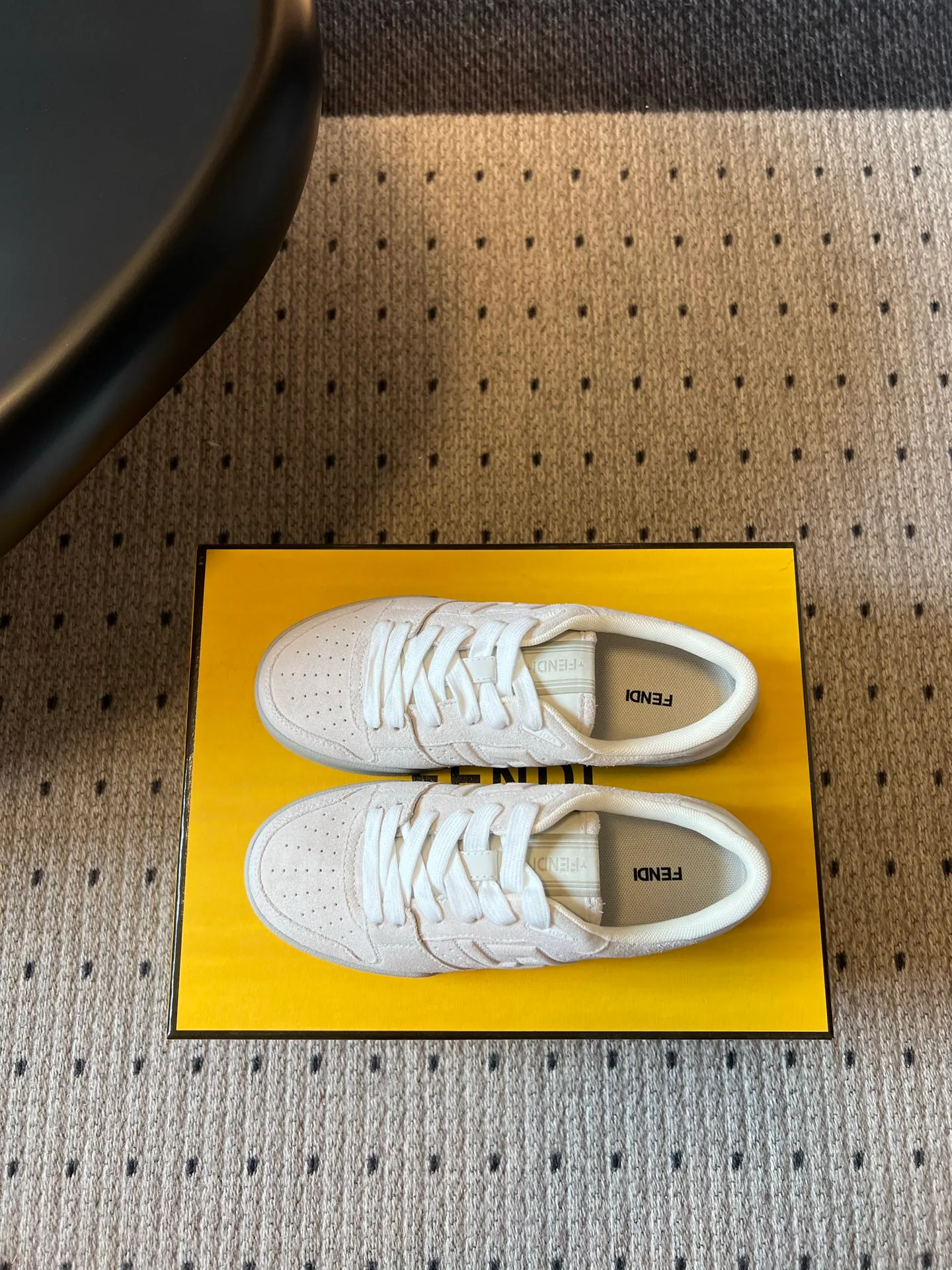 Women's Sneakers FENDI 17838121