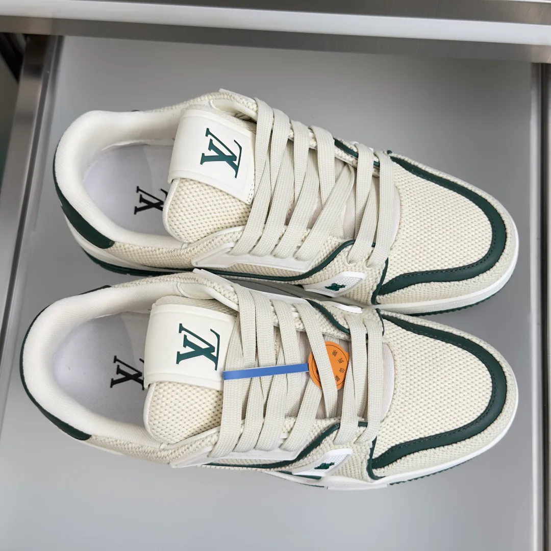 Men's Sneakers LOUIS VUITTON 17483691