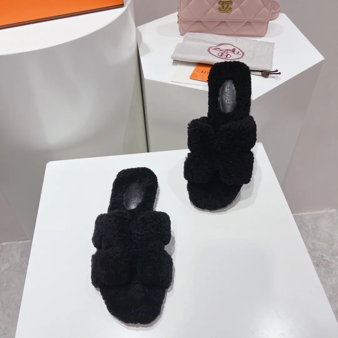 Women's Slippers HERMES 18324698