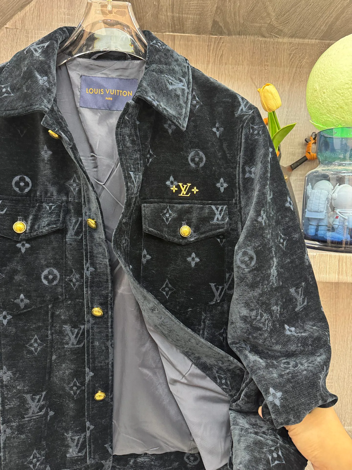 Men's Jackets And Down Jackets LOUIS VUITTON 18140176