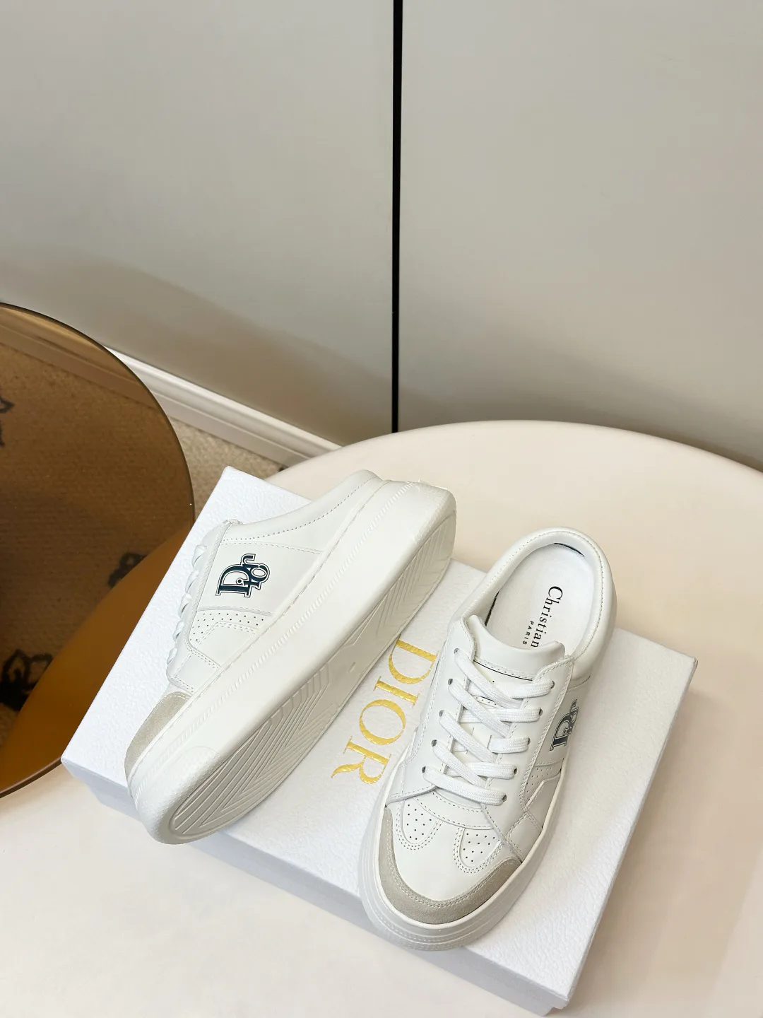 Women's Sneakers CHRISTIAN DIOR 18080404