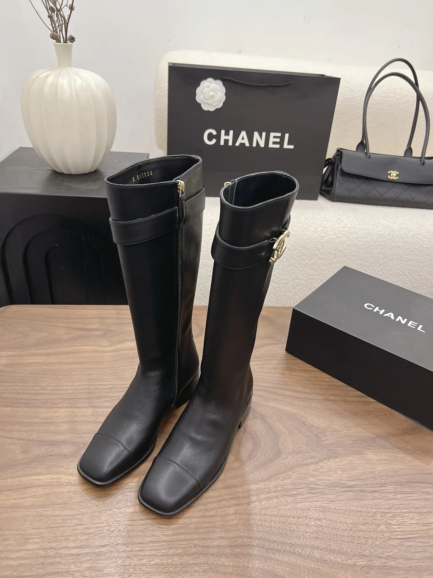Women's Boots CHANEL 17981369