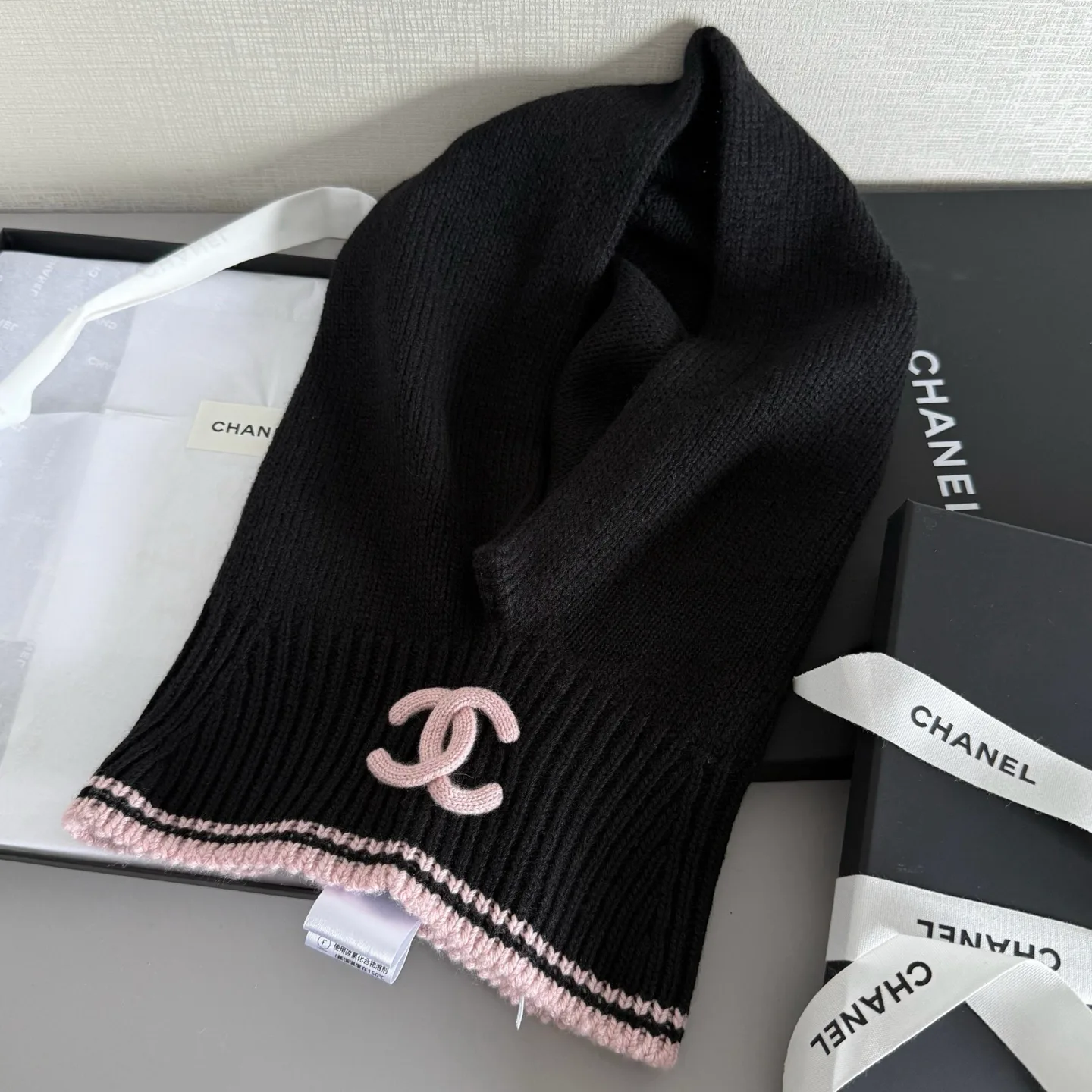 Hats CHANEL 18347846