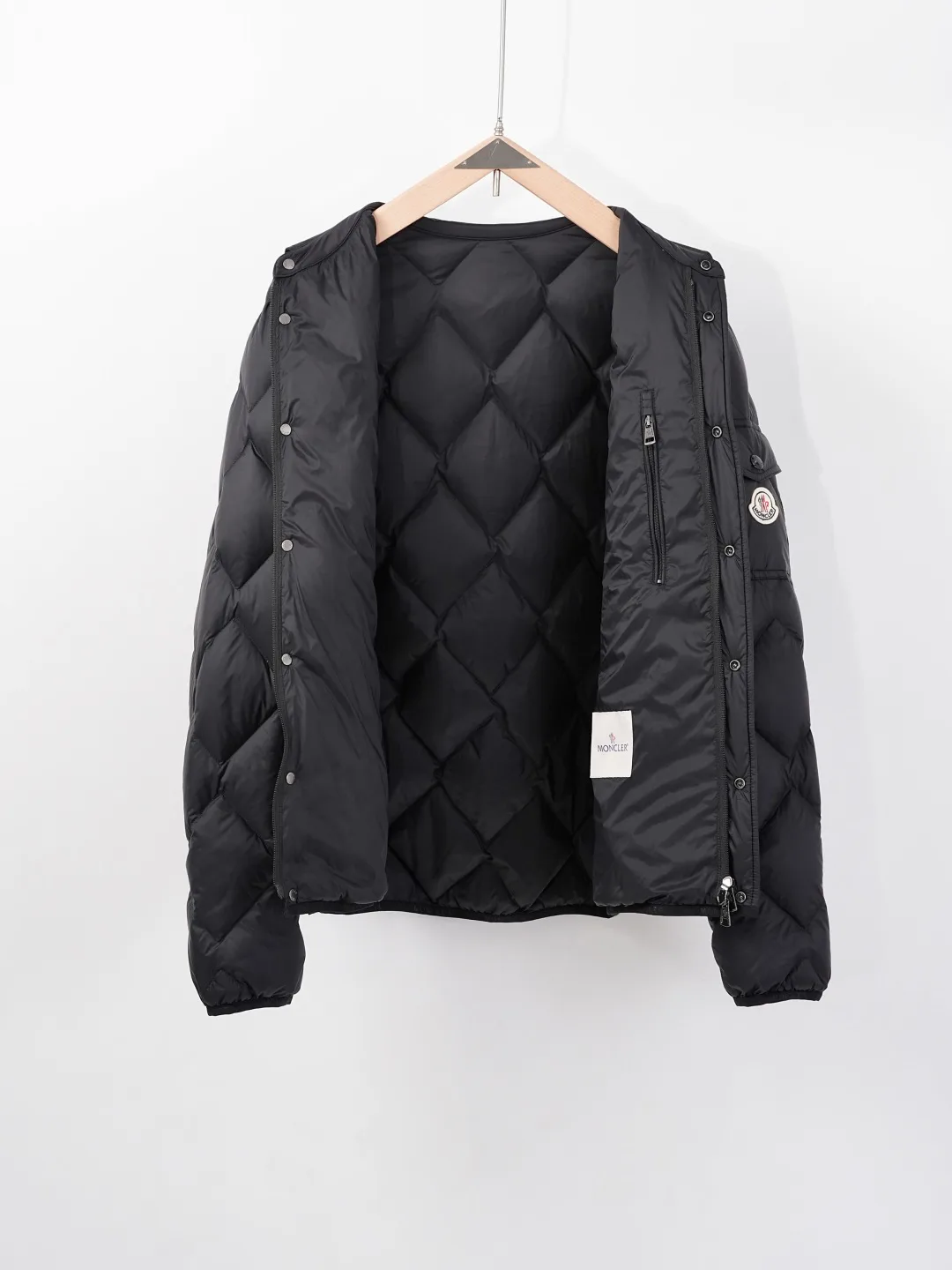 Men's Jackets And Down Jackets MONCLER 18507091