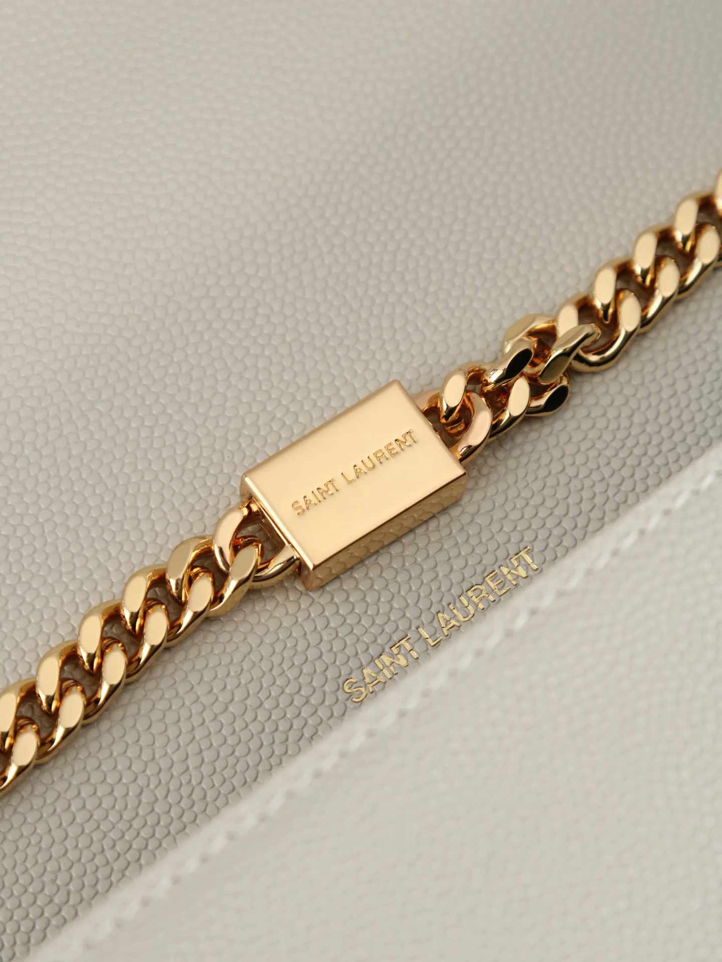Women's Classic Handbags SAINT LAURENT 18427412