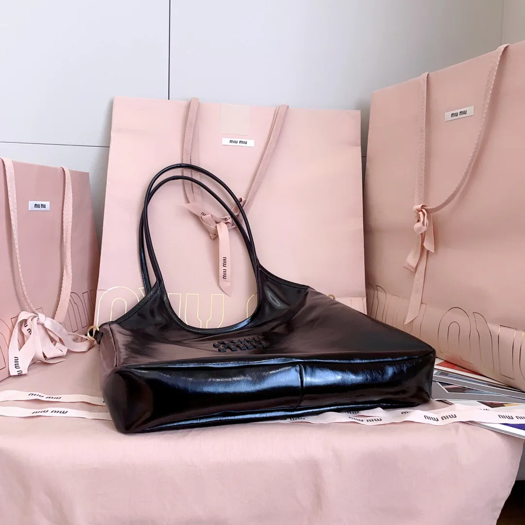 Women's Classic Handbags MIU MIU 18323207