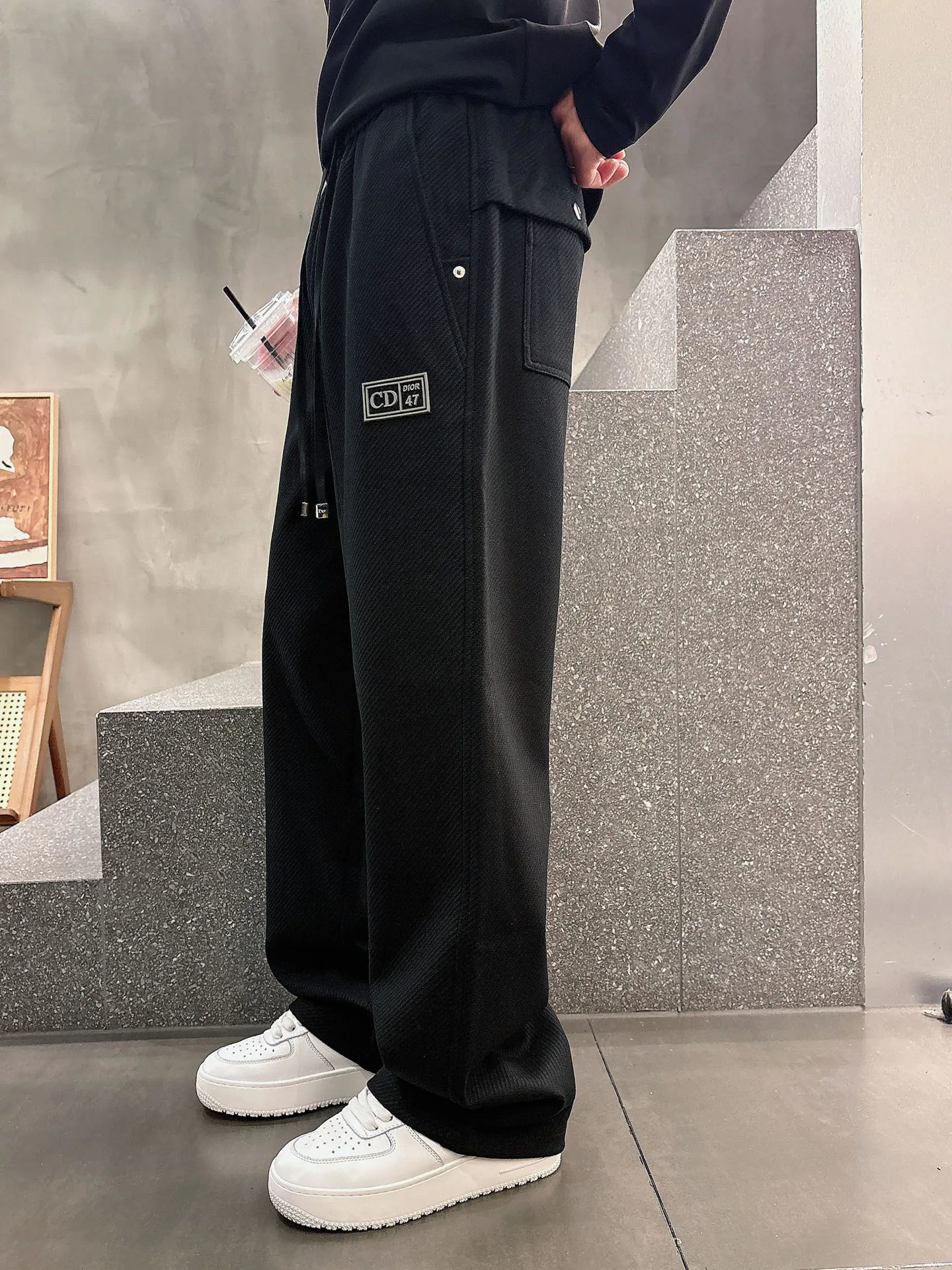 Men's Trousers CHRISTIAN DIOR 18340437